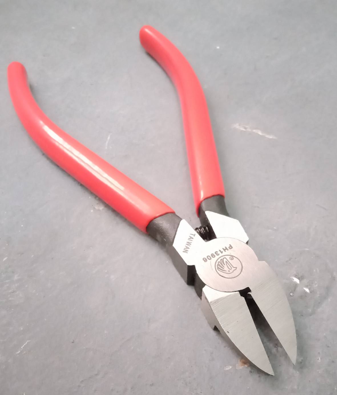 คีมตัดพลาสติก 6" #13906 KingEagle