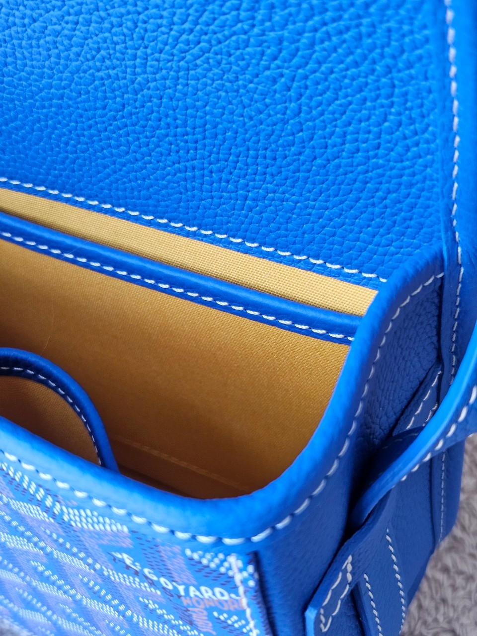 Goyard Belvedere PM sky blue