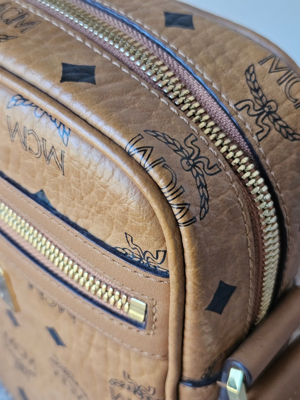 MCM Crossbody Mini Conyac