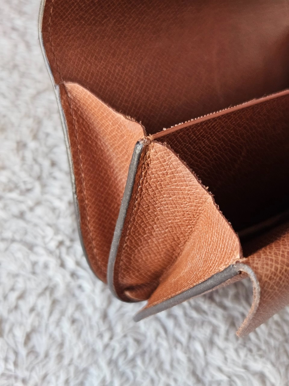 LV Porte Monnaie Gousset Coin Purse dc04