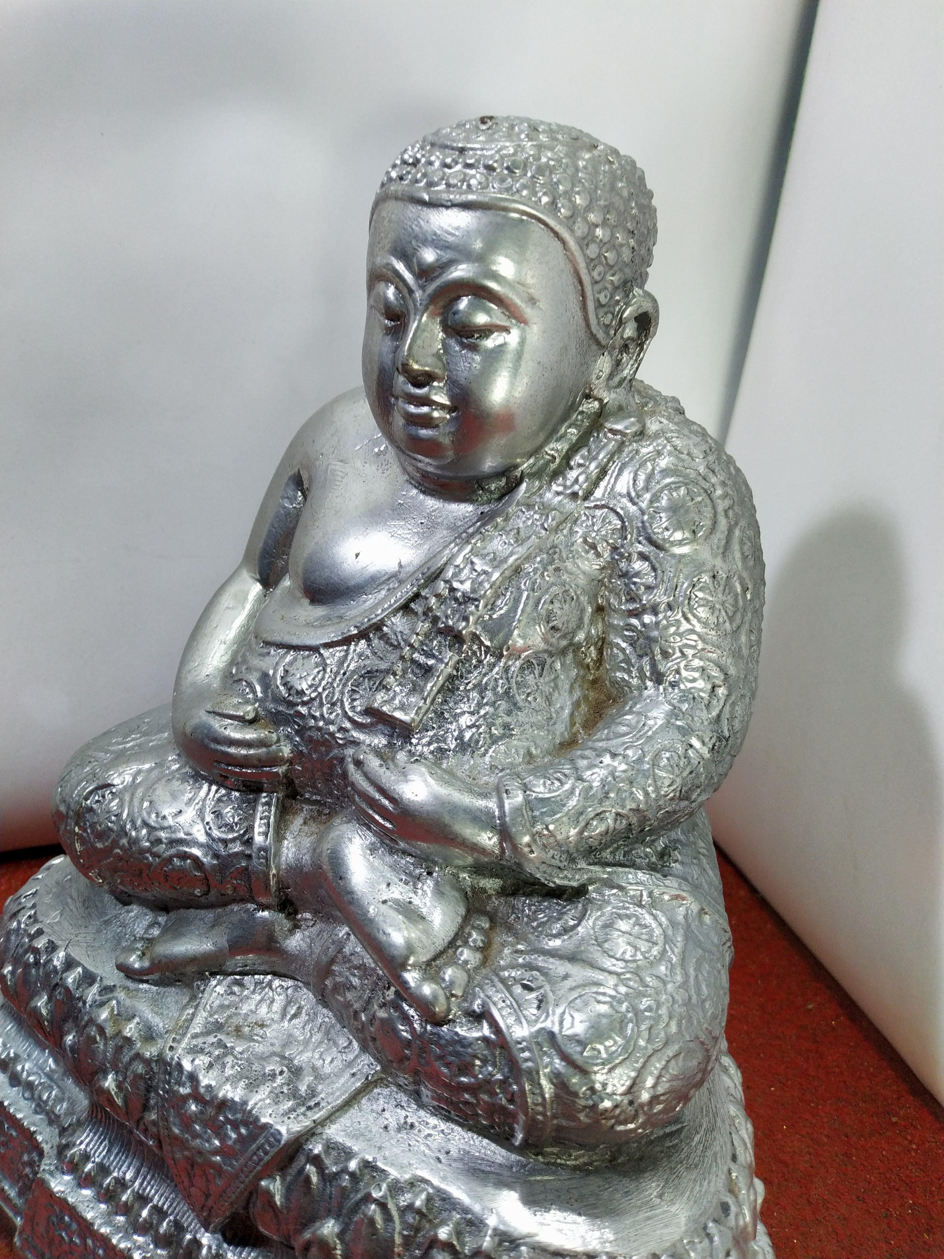 พระสังกัจจายน์ ปางอุ้มทรัพย์ หน้าตัก ๕ นิ้ว เนื้อสำริดเงินยวง