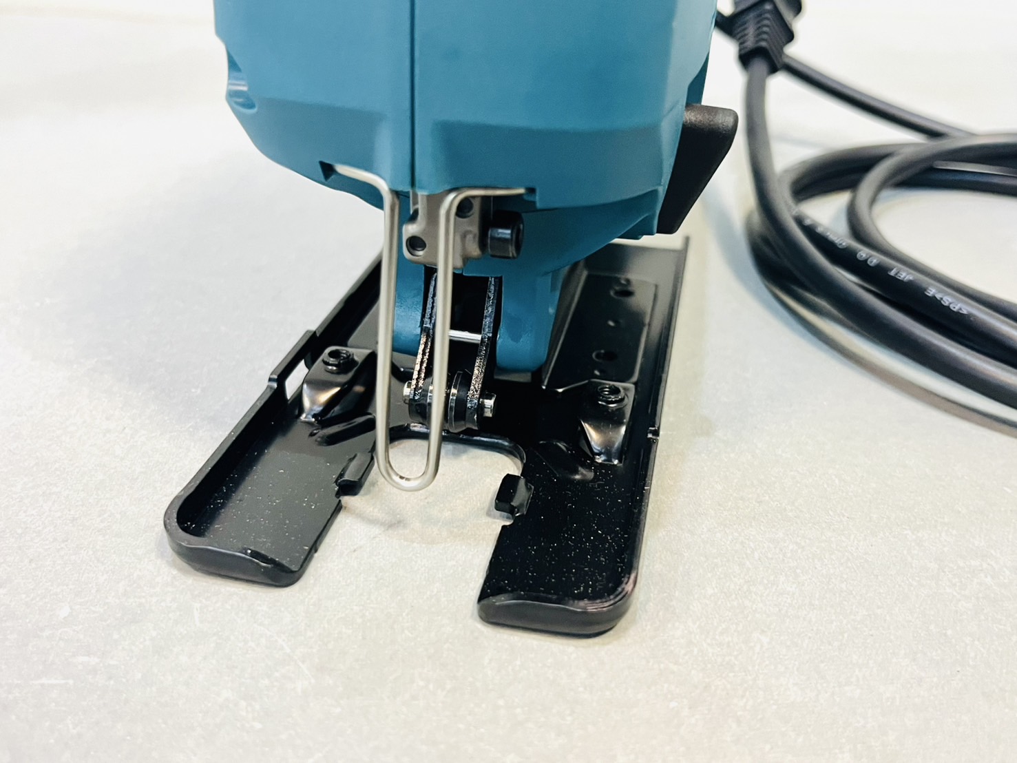 เครื่องเลื่อยจิ๊กซอ MAKITA M4301B