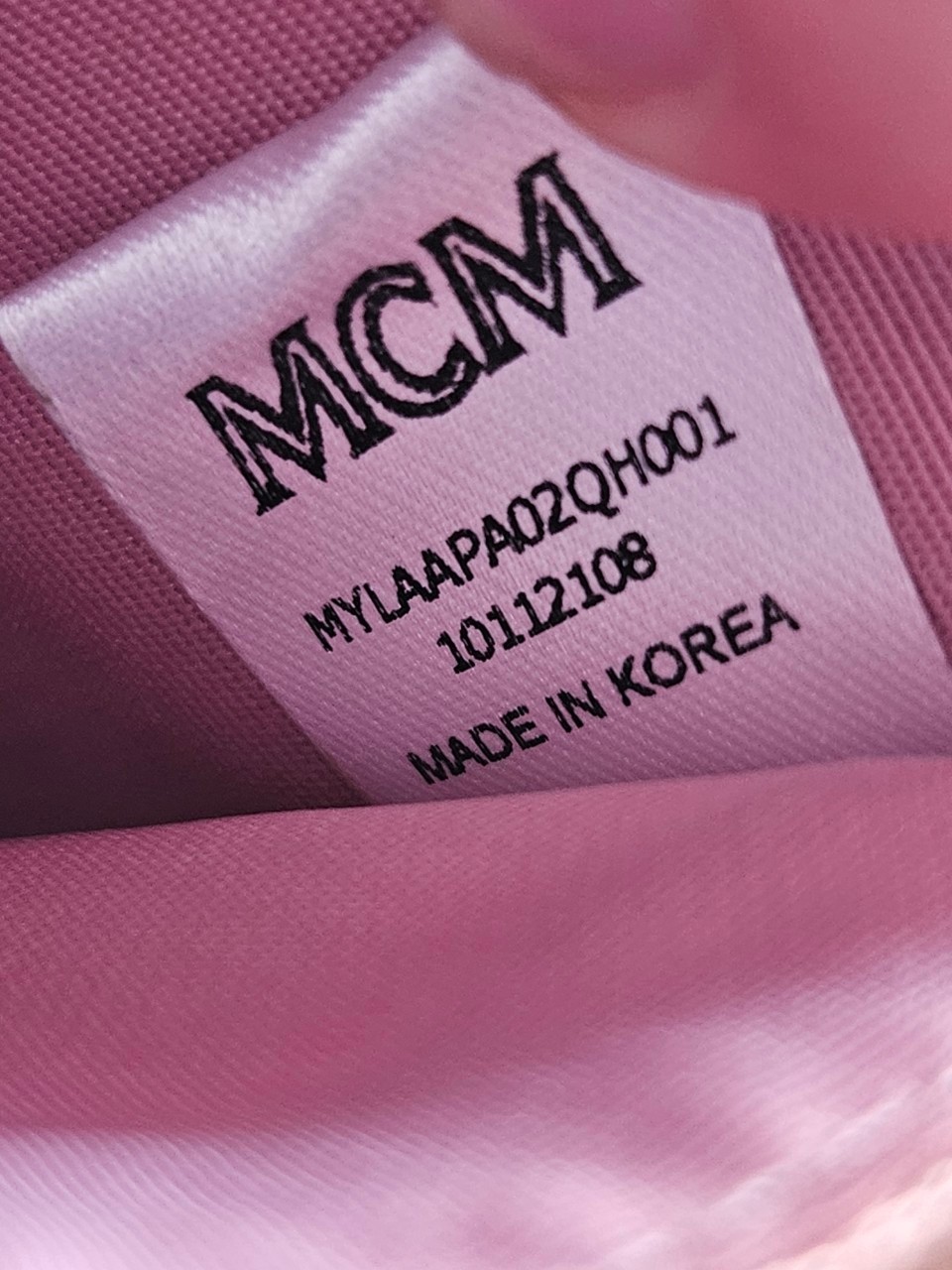 MCM Tracy Crossbody Wallet Pink