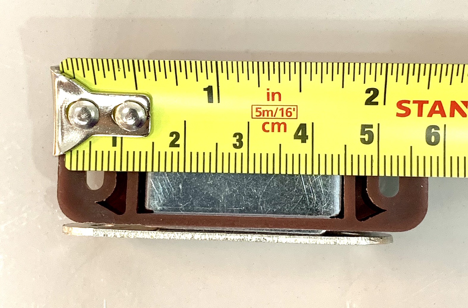 กันชนตู้ แม่เหล็ก สีน้ำตาล