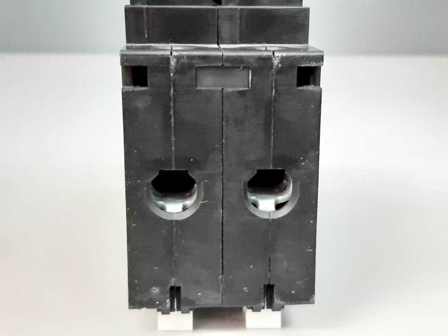 เมนเบรคเกอร์ 2P ชไนเดอร์ (SQD)