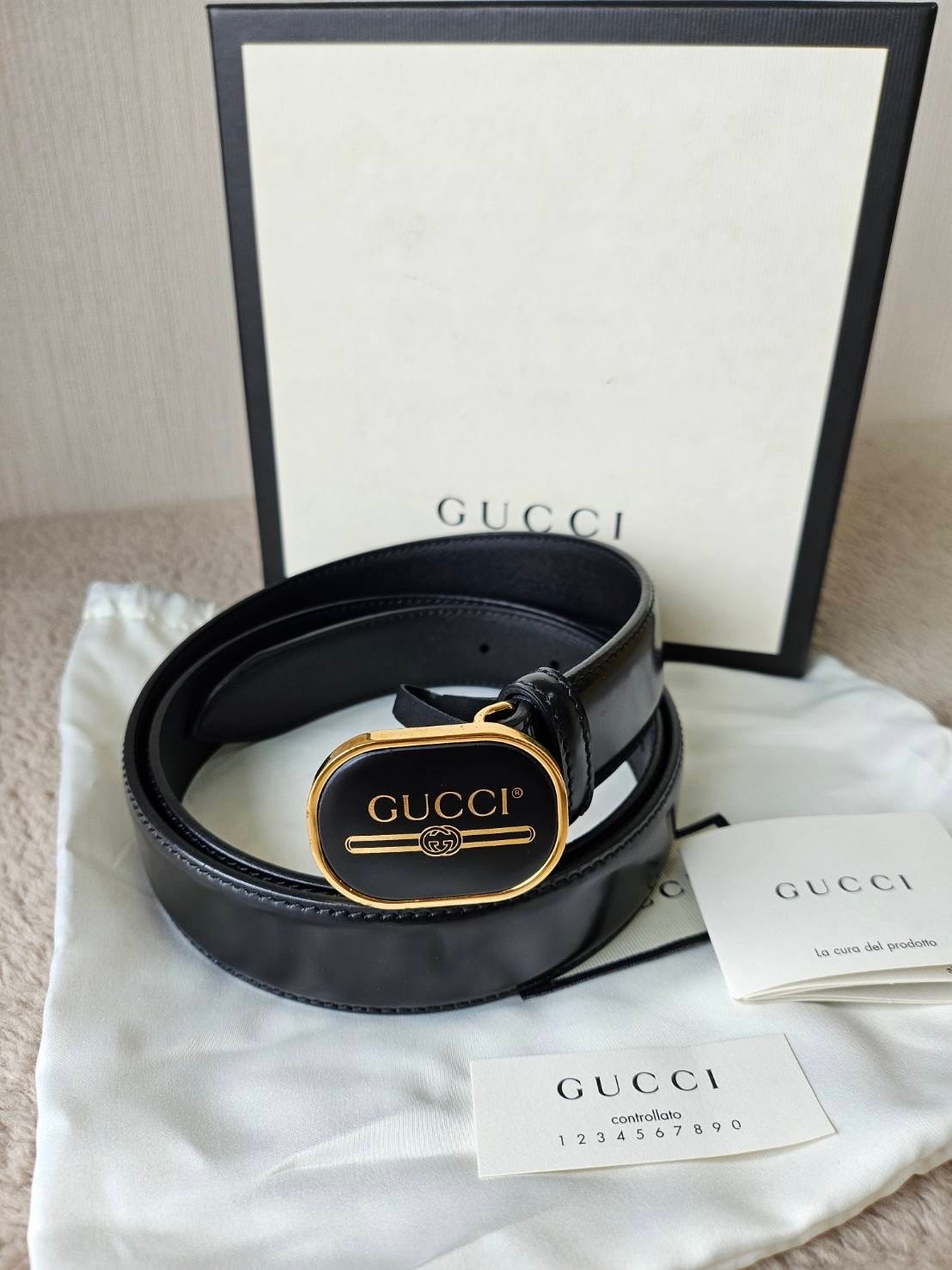 Gucci Enamel Logo Leather Belt