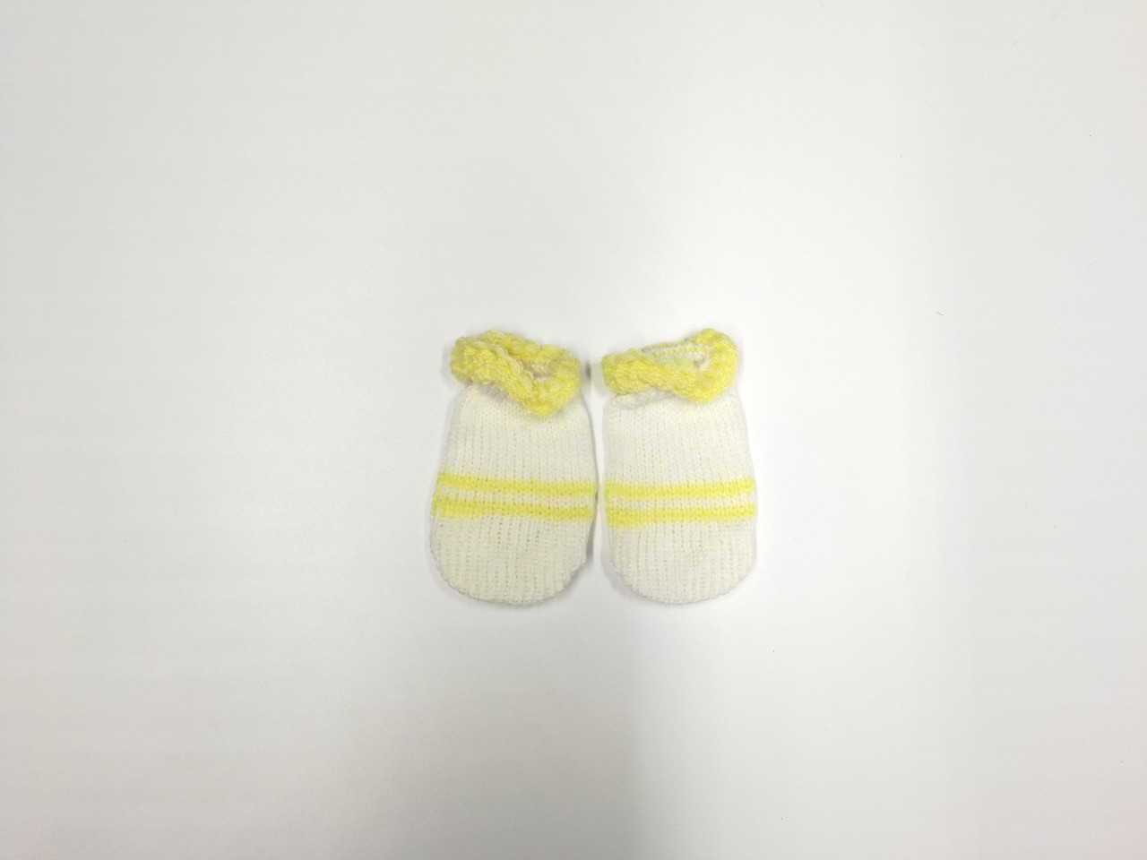 ขายส่ง ถุงมือเด็กอ่อน ถุงมือทารก ถุงมือเด็กแรกเกิด รุ่นถุงมือพื้นขาวริ้วรุ้ง (ราคาต่อโหล) nongnini1988