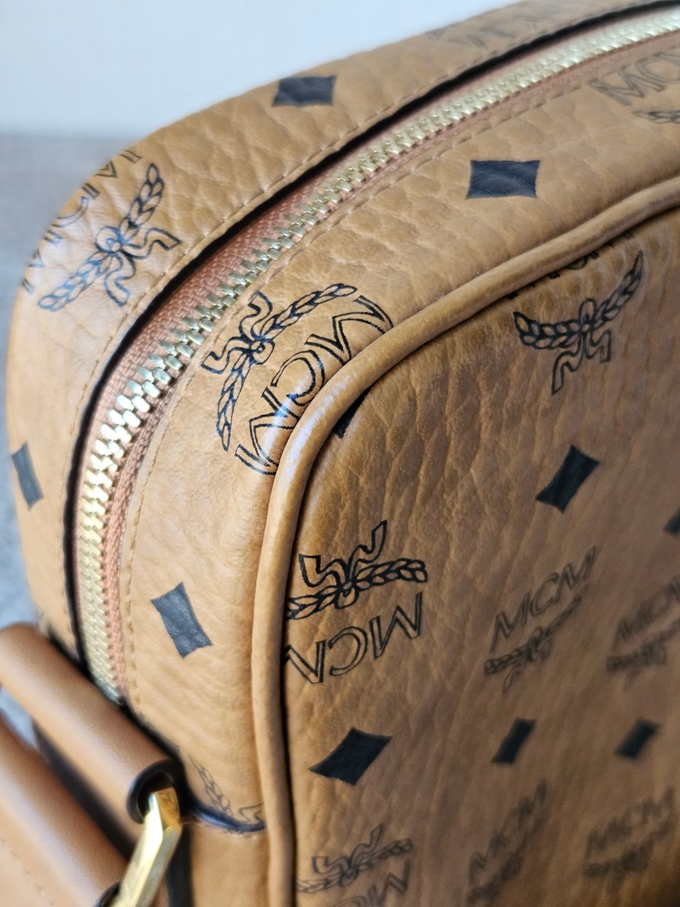 MCM Crossbody Mini Conyac