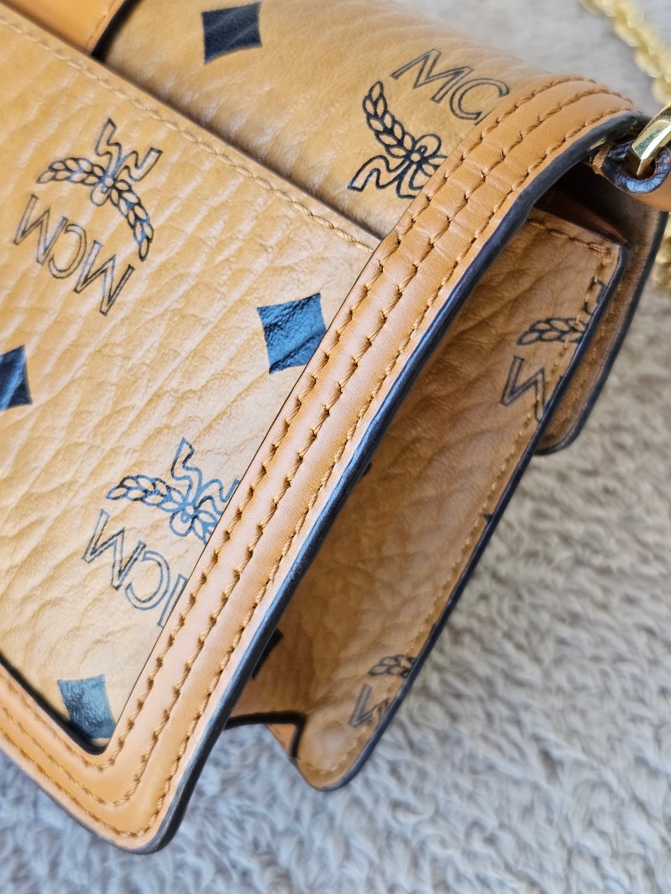 MCM Tracy Crossbody in Visetos