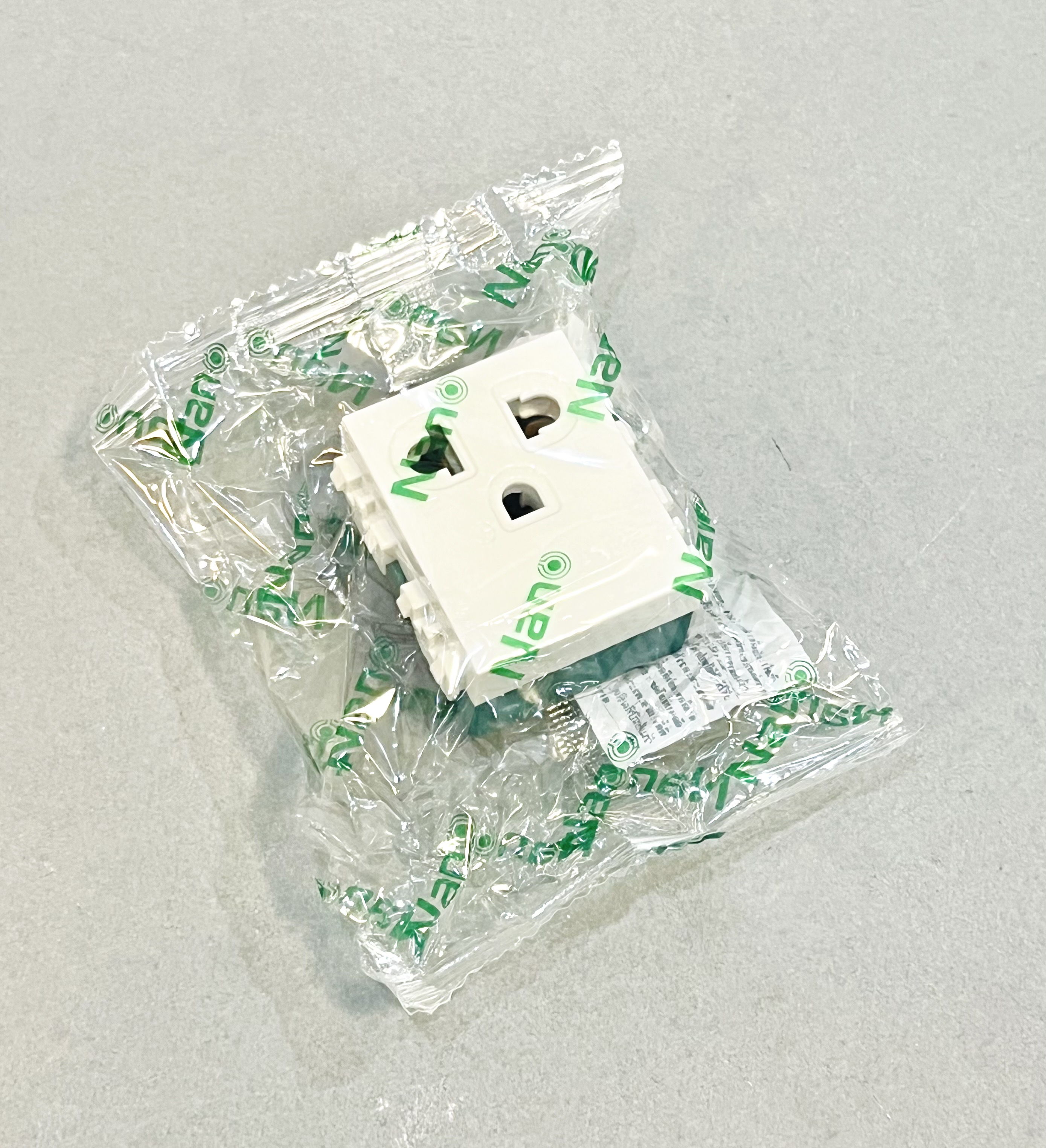 ปลั๊กกราวน์เดี่ยว รุ่นใหม่ SC-P301 Nano