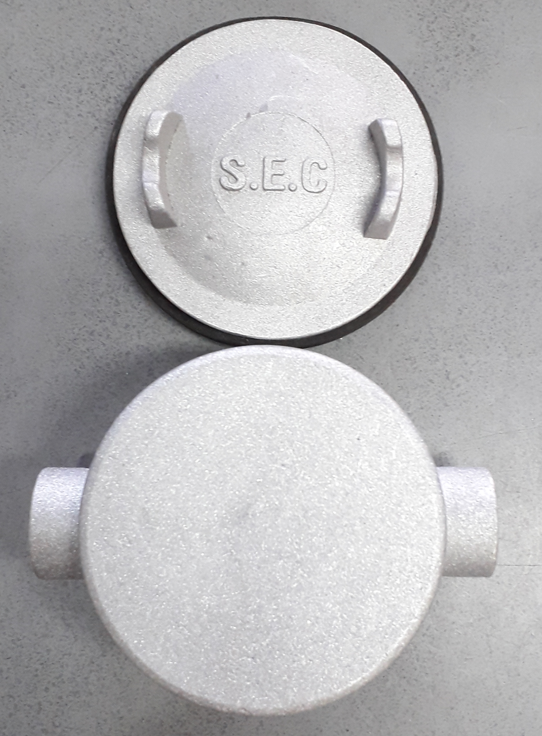 บ็อกกลมกันน้ำ 1/2" - 3/4" 2ทาง