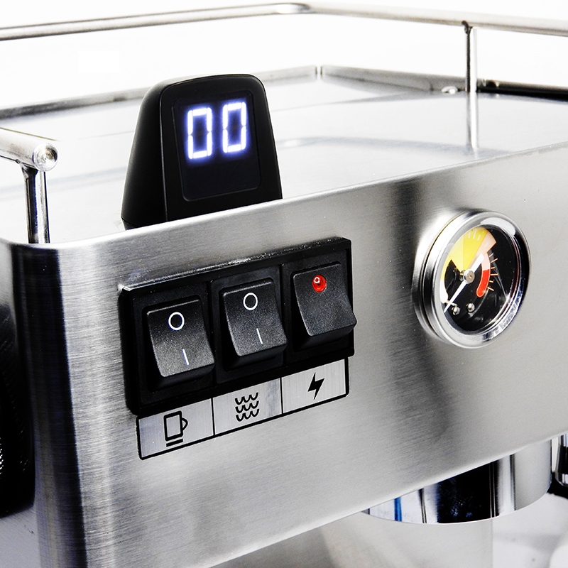 Delisio Espresso coffee machine 2500W. 1614-136