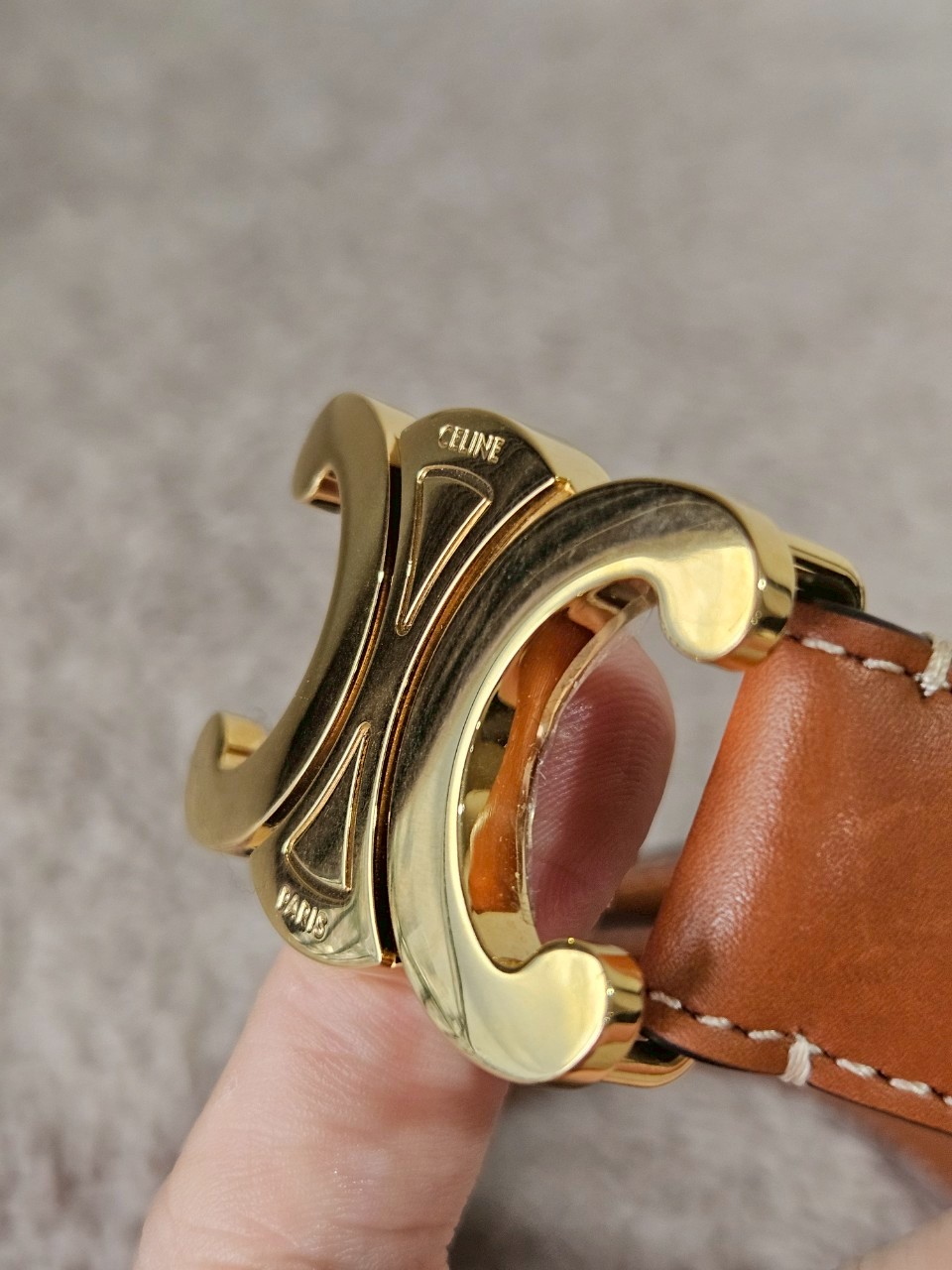 Celine Medium 25MM Triomphe Belt สีน้ำตาล