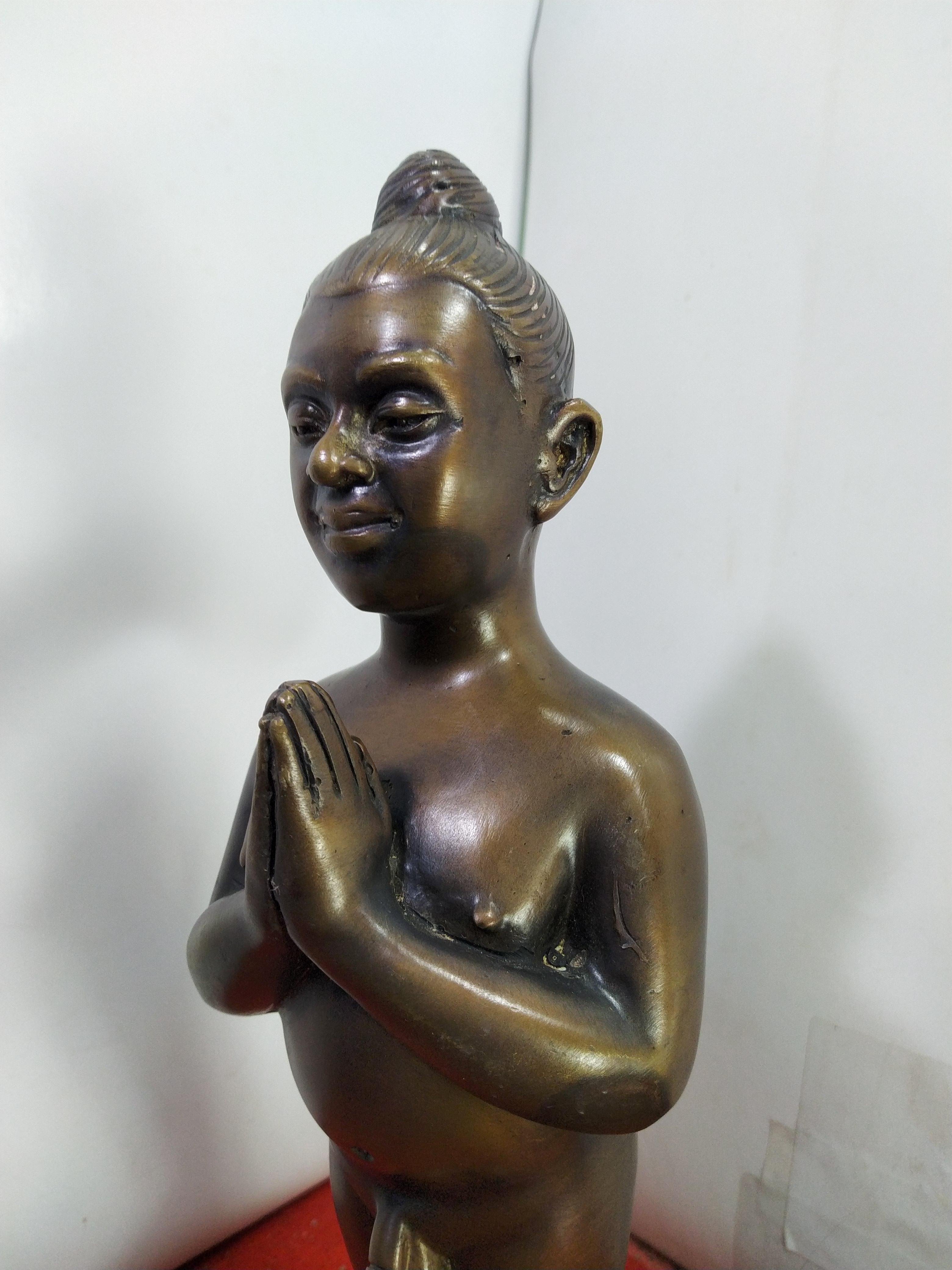 ไอ้ไข่ กุมารเทพแห่งวัดเจดีย์ อำเภอสิชล จังหวัดนครศรีธรรมราช สูง11.5นิ้ว