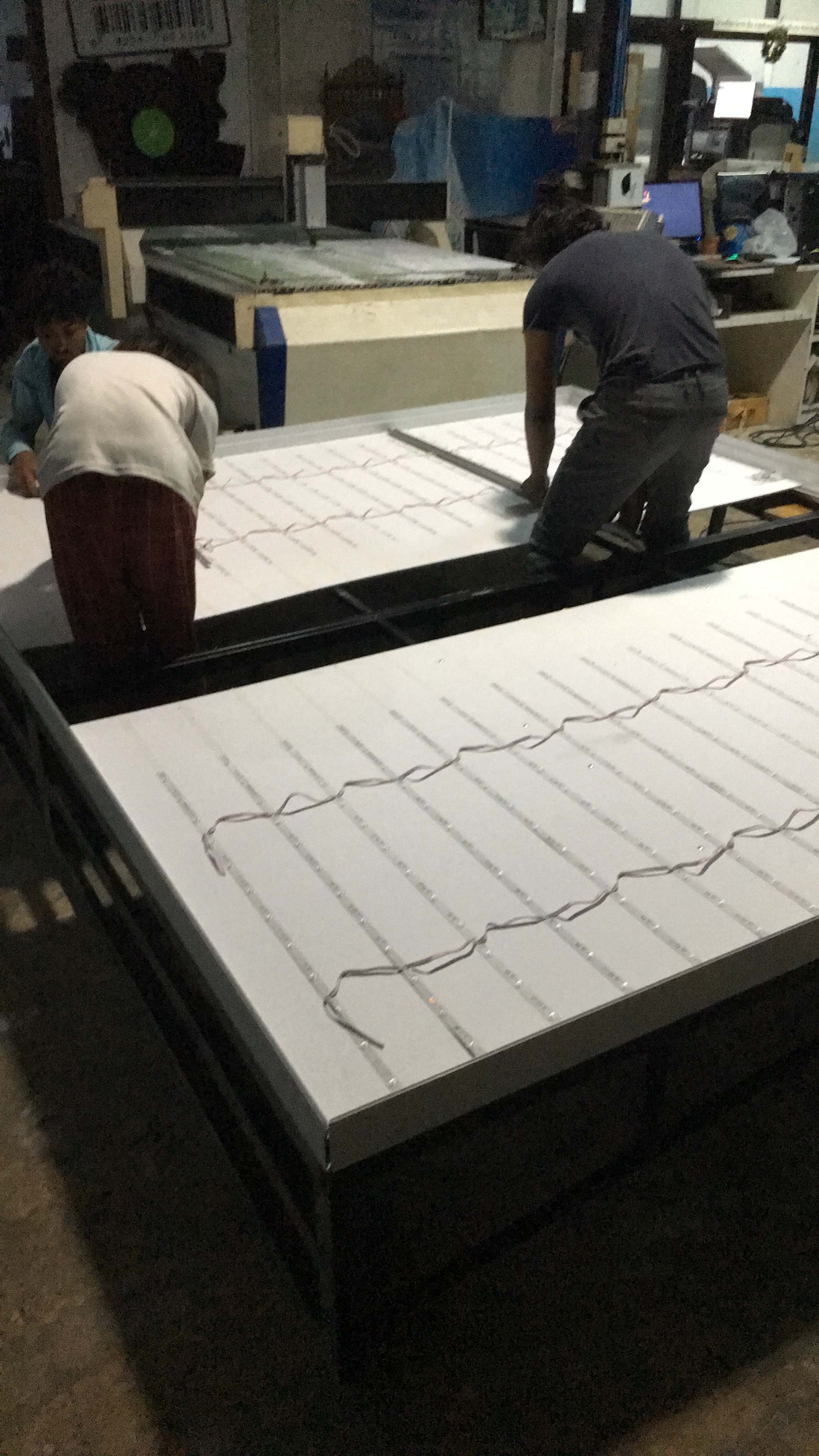 กล่องไฟสำหรับยึดผ้า3P Fabric Lightbox UV ป้ายไฟบาง Slim Light Box 6cm.