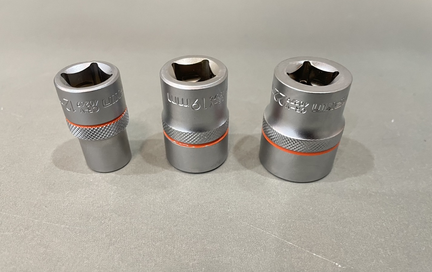 ลูกบล็อกสั้น 6 เหลี่ยม พัมคิน