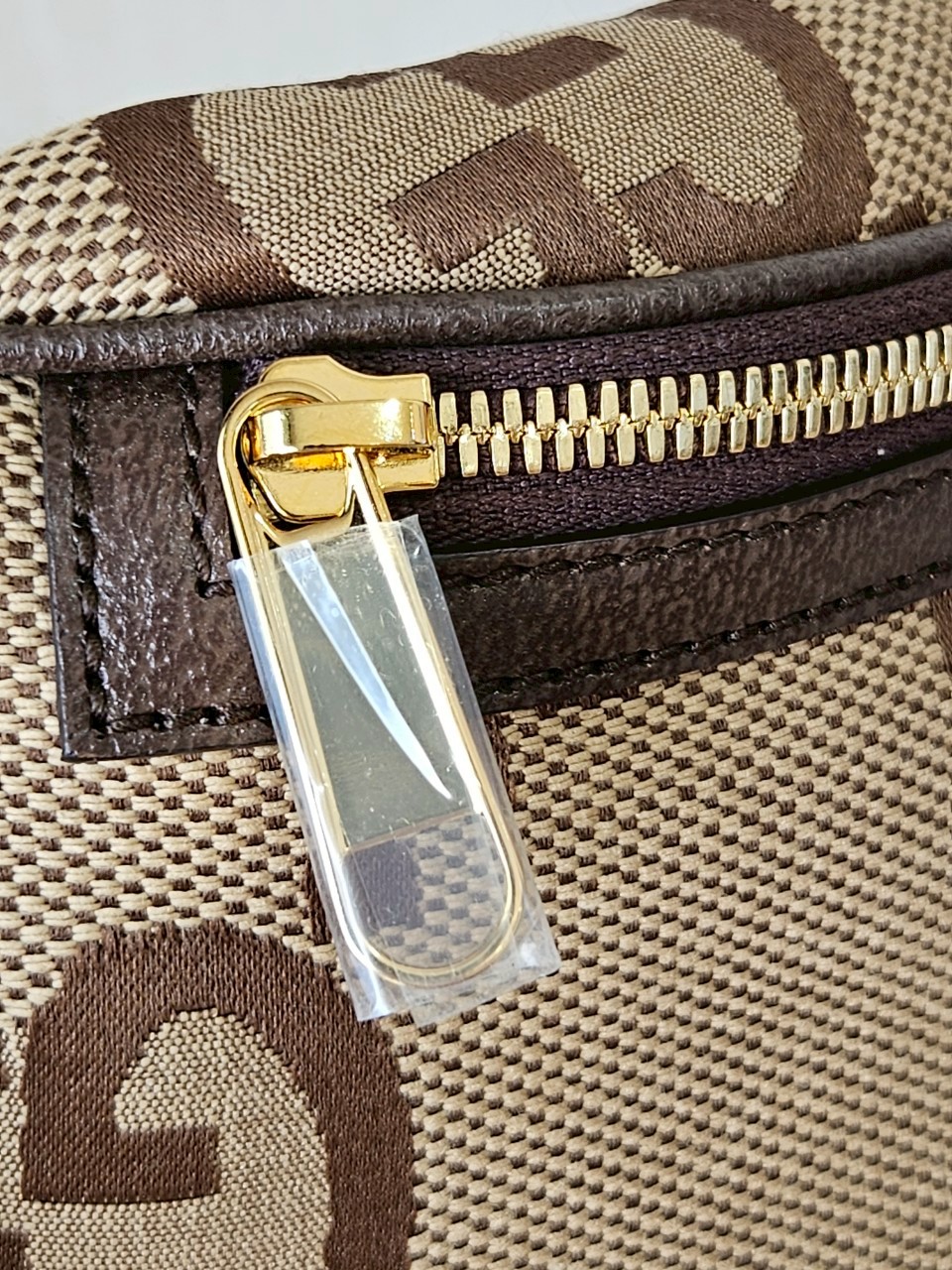 Gucci Jumbo GG Beltbag