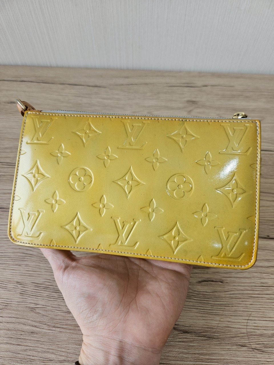 LV Lexington Pochette Monogram Vernis