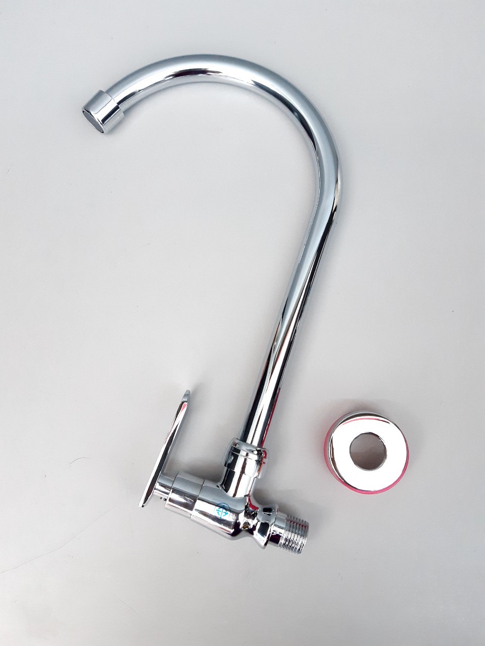 ก็อกอัดแผงซิงค์ติดผนังไม้ไอติม งวงโค้ง SG009