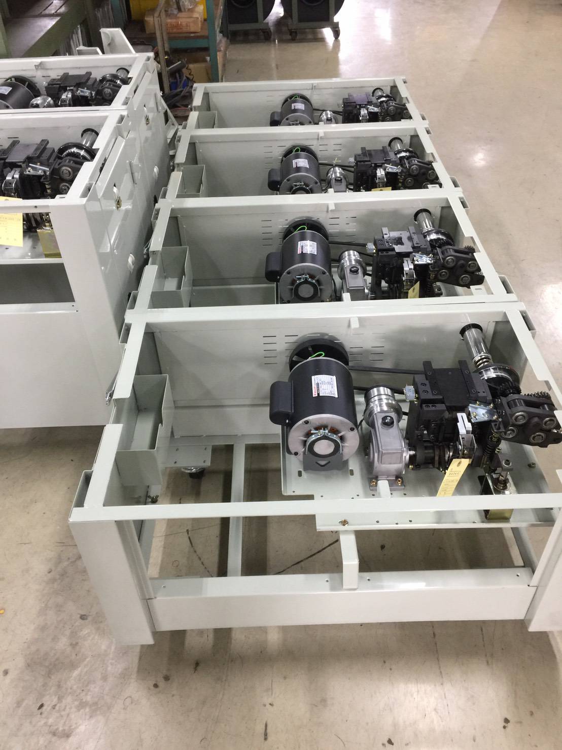 CHALI เครื่องแพ็คกล่องเครื่องแพ็คสายรัดกึ่งอัตโนมัติ JN-740