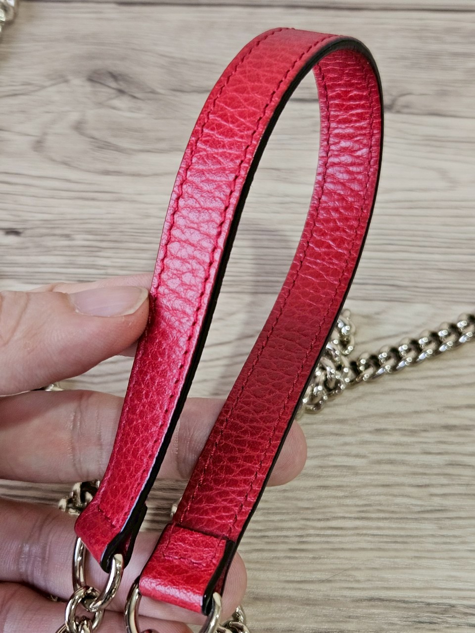 Gucci Interlock WOC สีแดง