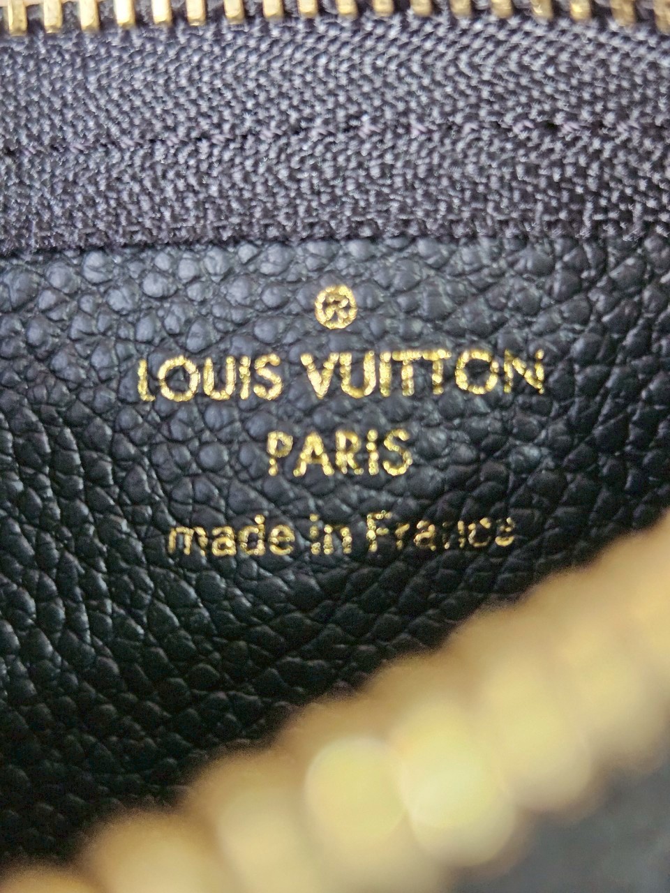 LV m80885 Key Pouch Bicolor Mono Emp Leather Black Beige