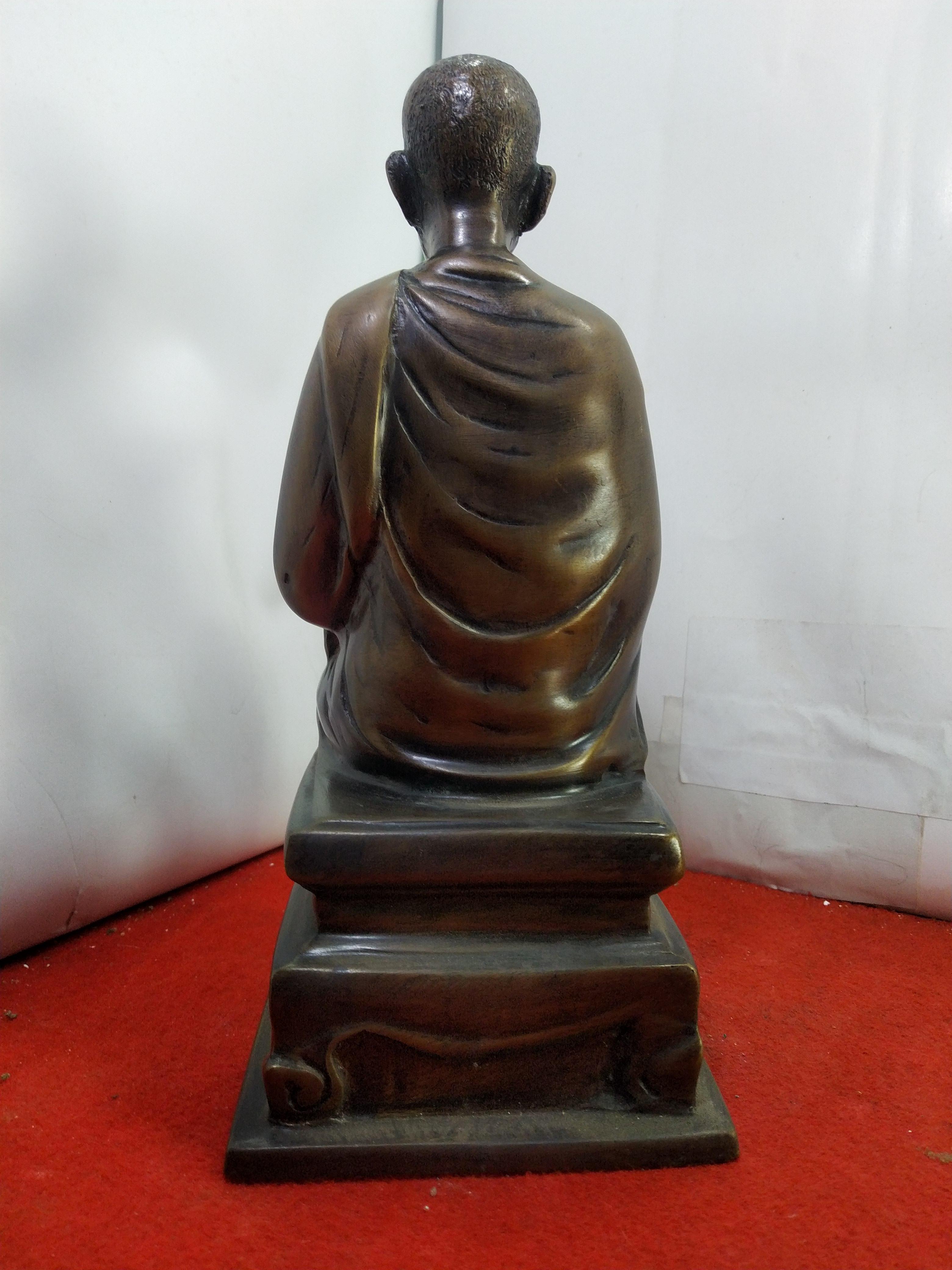 สมเด็จพระพุฒาจารย์ (โต พรหมรังสี) เนื้อทองเหลืองผิวเก่า ขนาด 5 นิ้ว สูง 8.5 นิ้ว