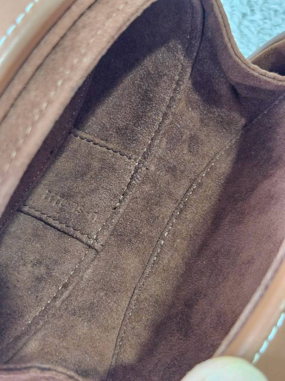 Celine Oval Minaudiere Cuir Triompe