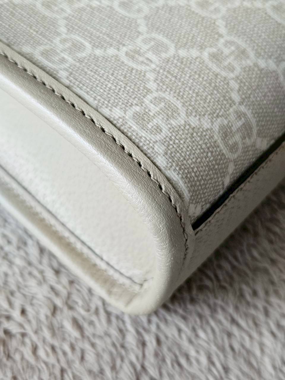 Gucci Mini Tote Interlocking Beige