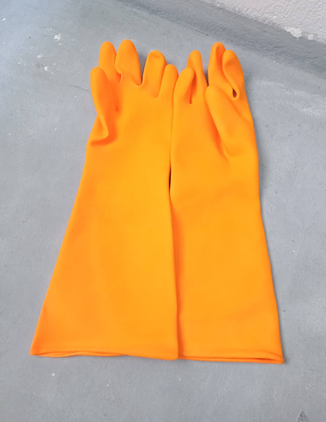 ถุงมือยางส้ม รุ่นยาว