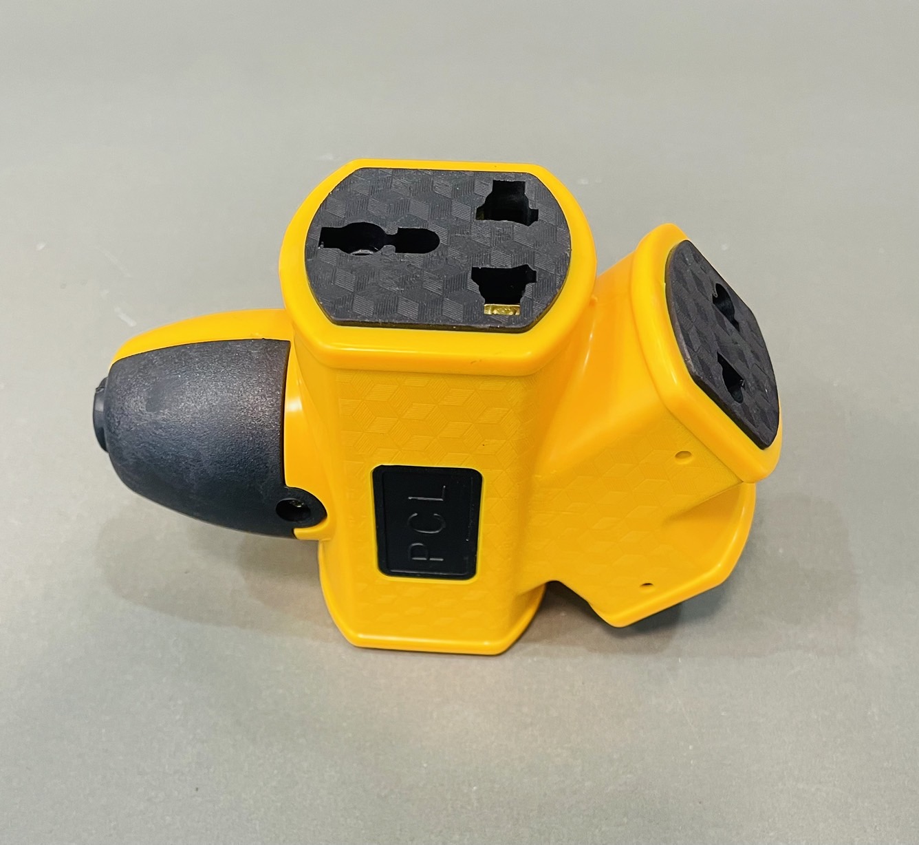 ปลั๊กสนาม 4 ทาง