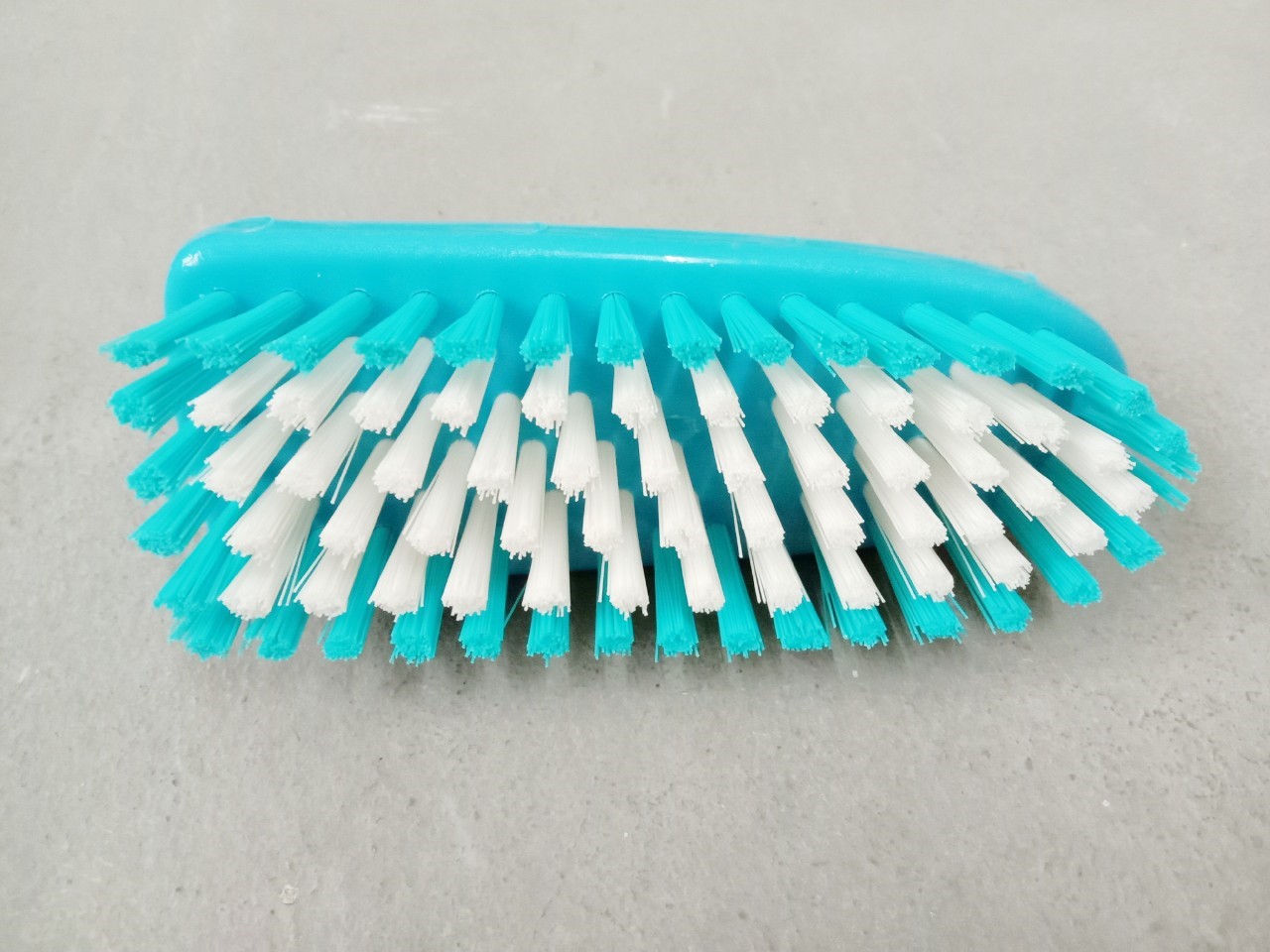 แปรงเตารีด ขนไนล่อน คละสี