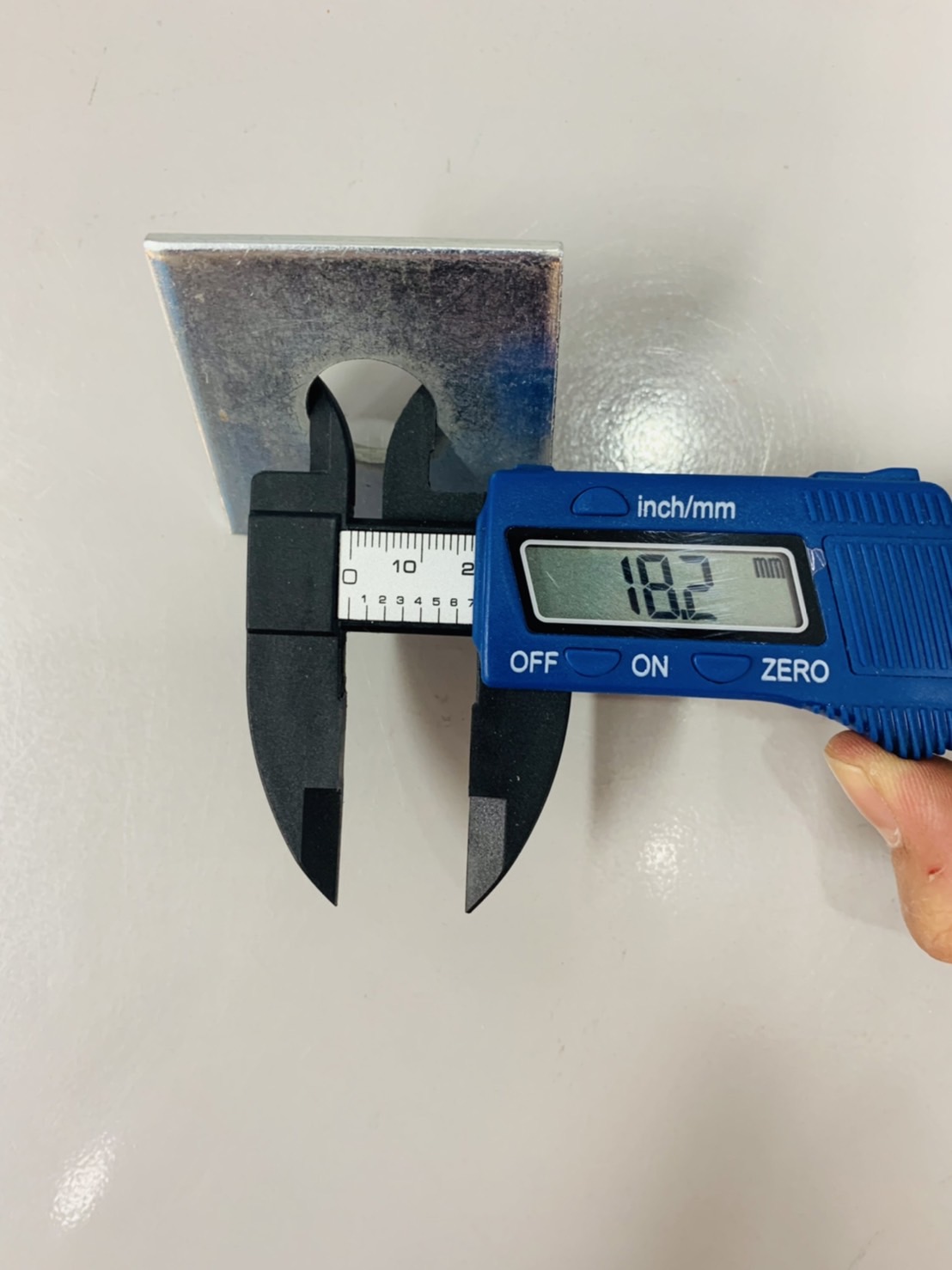 แหวนน็อตแรค