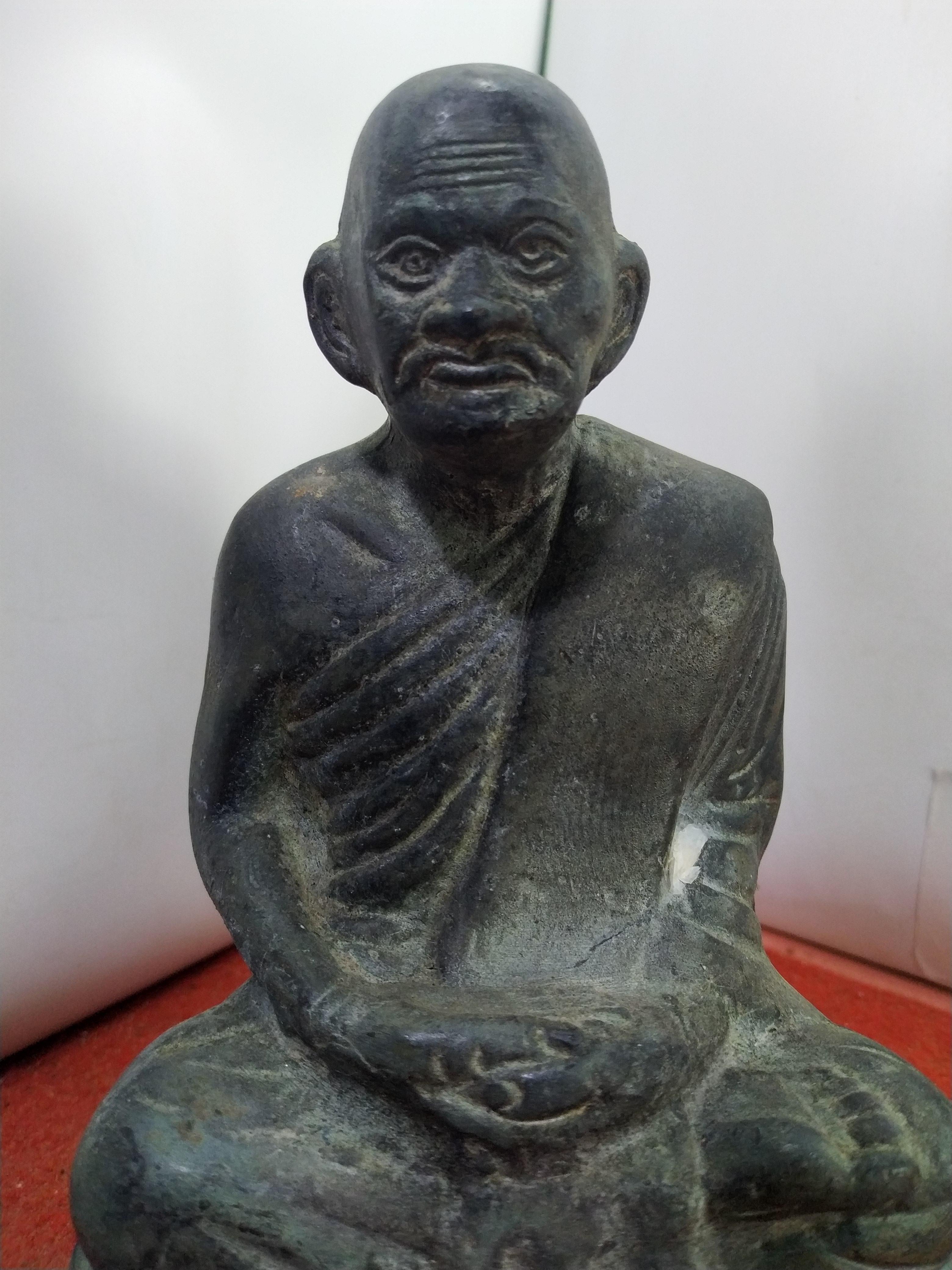 หลวงพ่อเงิน วัดบางคลาน รุ่นแรก จ.พิจิตร หน้าตัก 4 นิ้ว