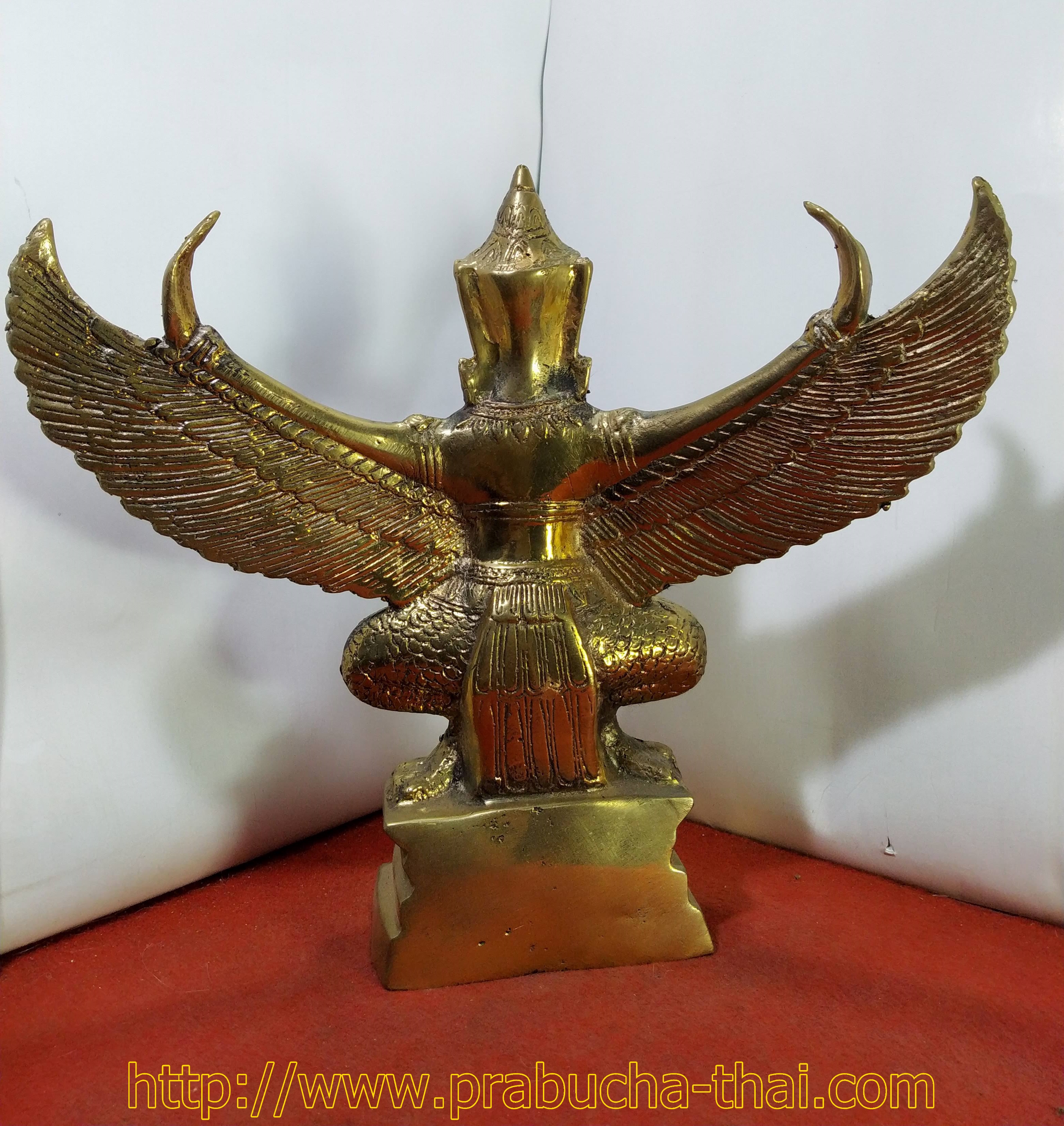 พญาครุฑ เนื้อโลหะทองเหลืองขัดเงา งดงามมาก