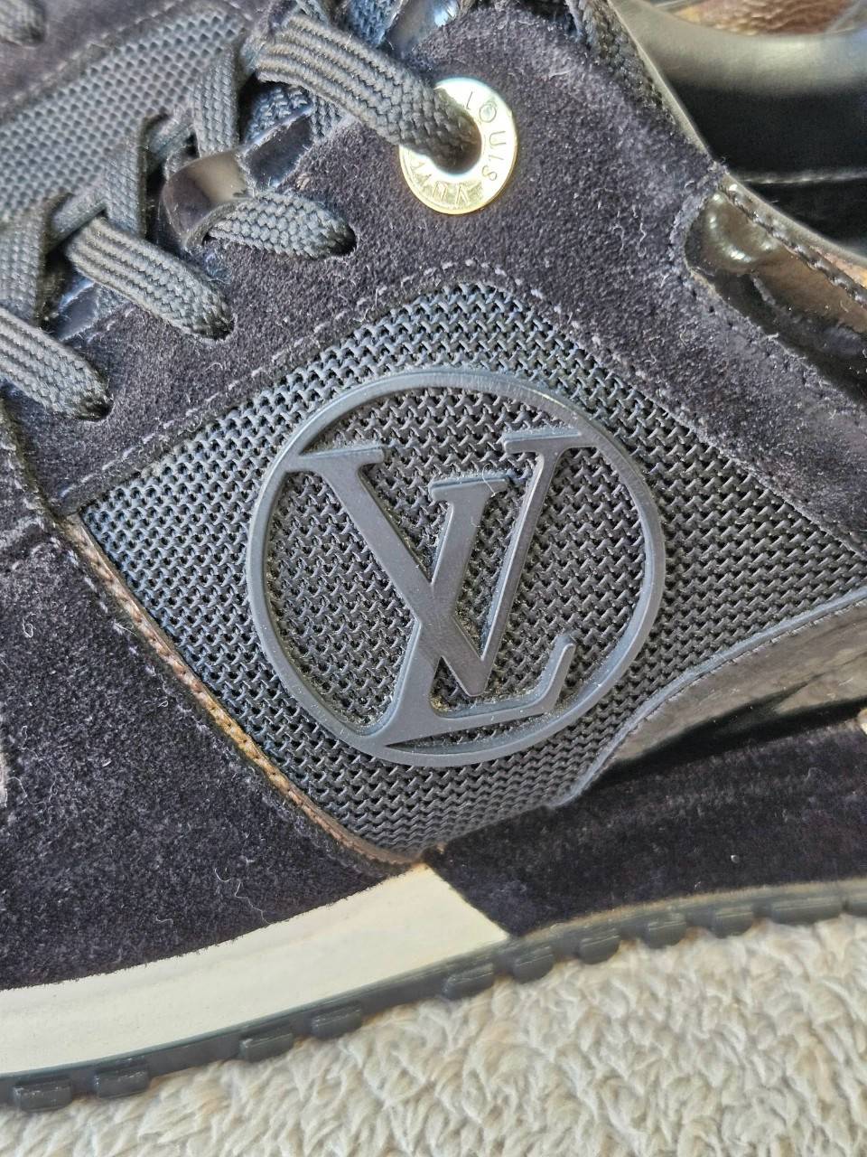 LV Run away Trainers Mono