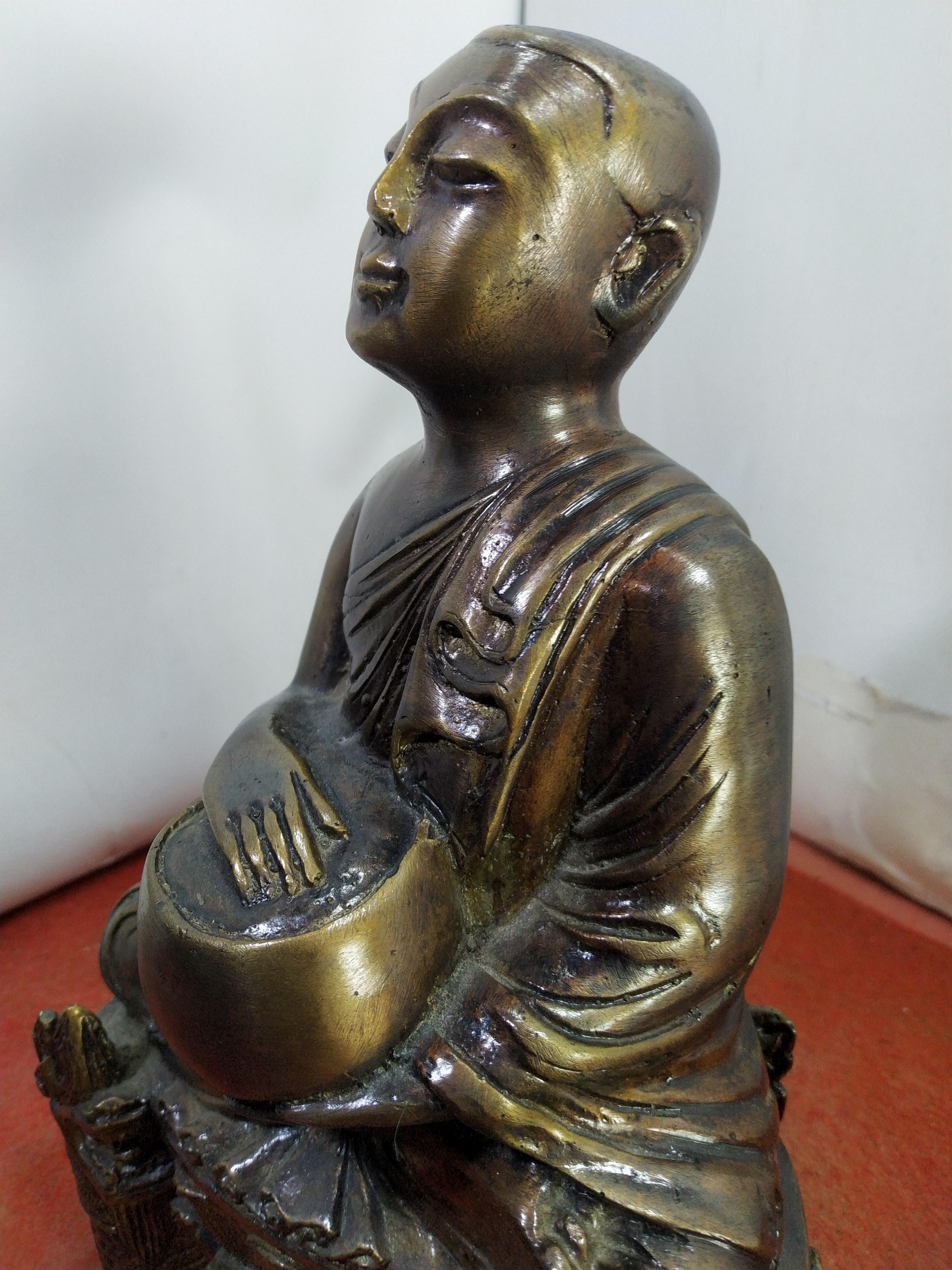พระมหาเถระอุปคุต ปางหยุดตะวัน หน้าตัก 5 นิ้ว เนื้อสำริด