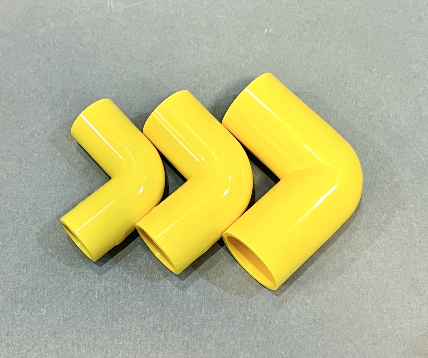 ข้องอ 90 เหลือง