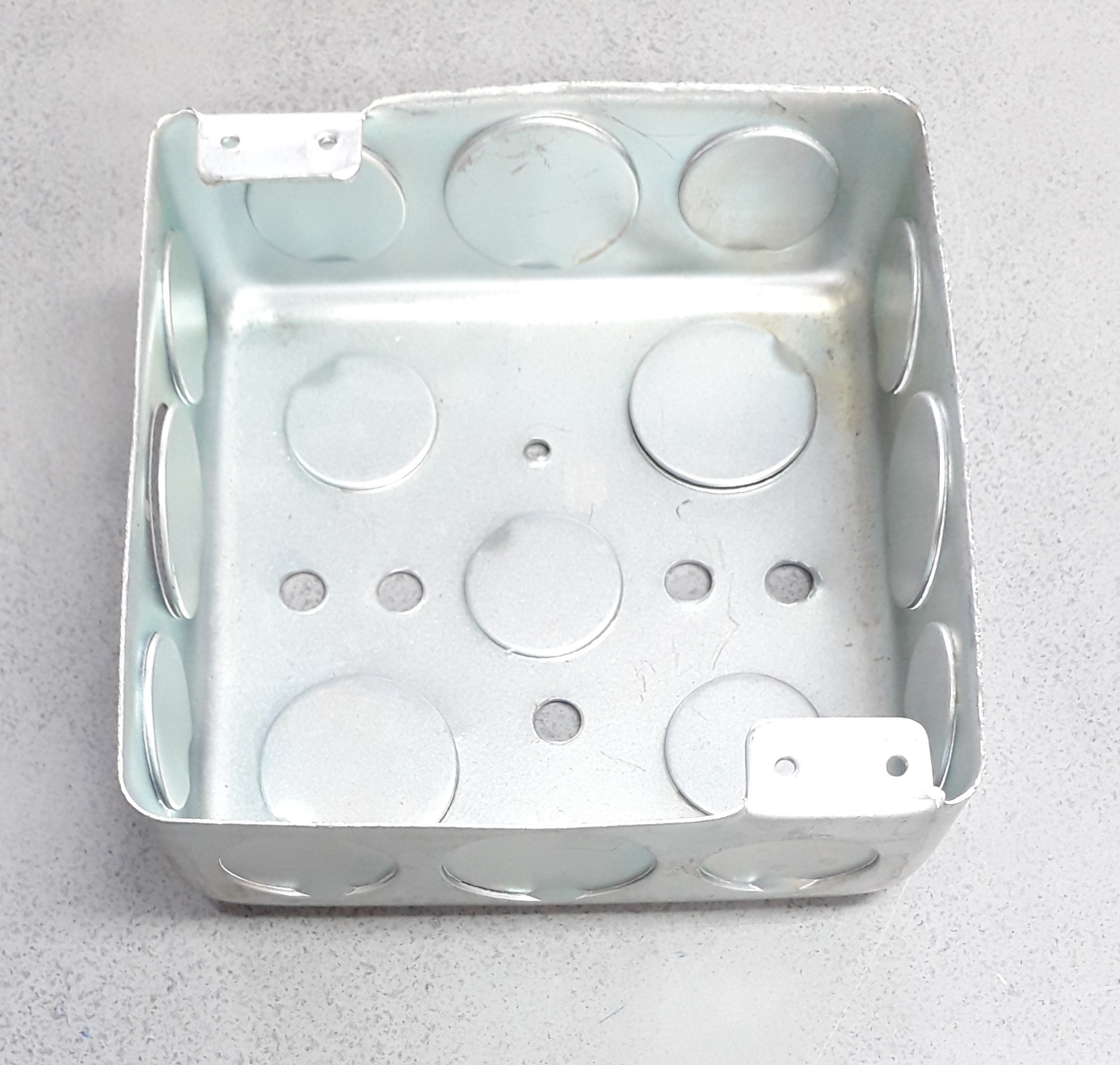 สแควร์บ็อก 4x4 ตื้น (บ็อกสังกะสี)