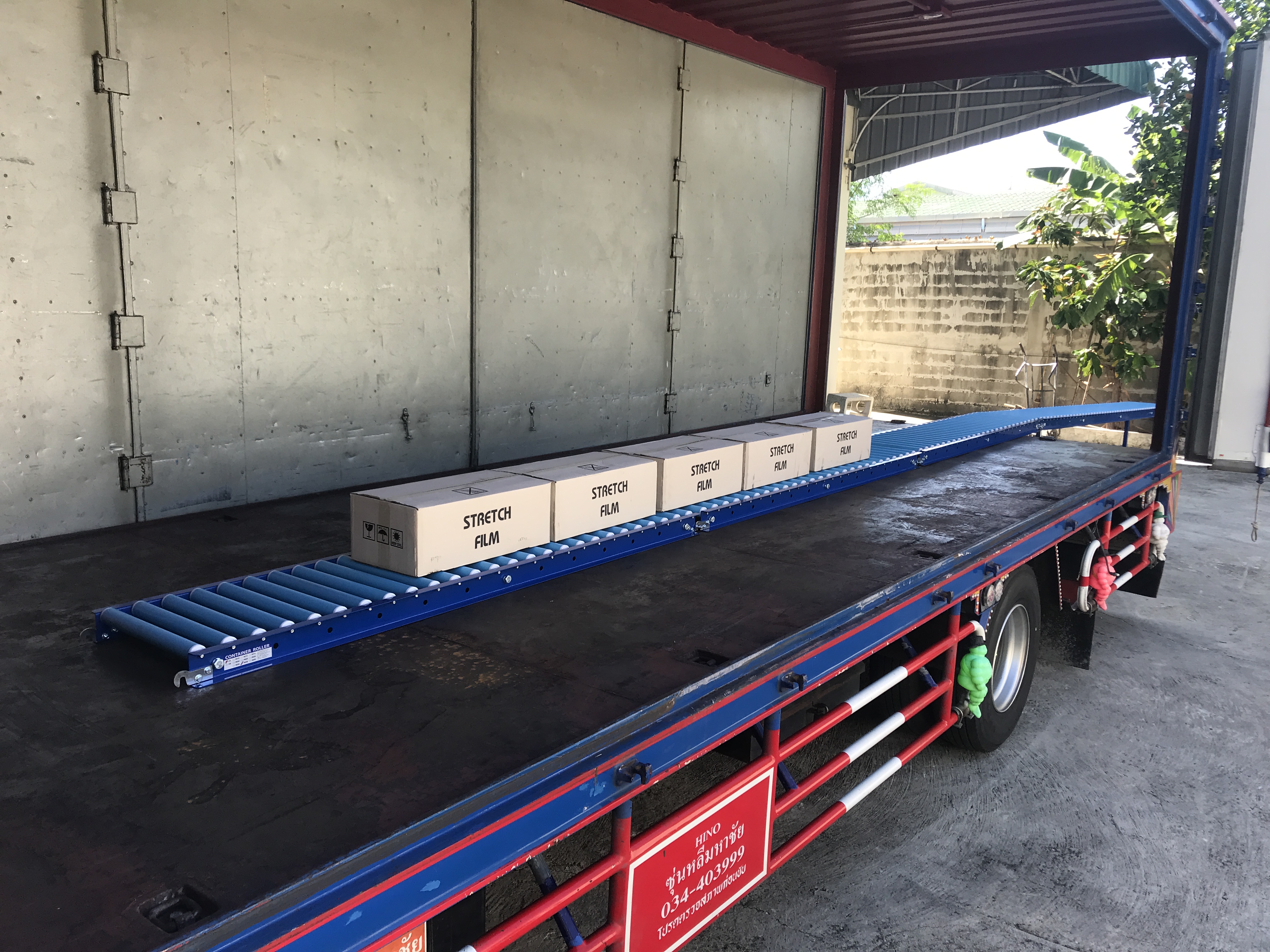 Zlide Container Roller รางลูกกลิ้ง ลำเลียงสินค้า CA4040 W40 x L400 กว้าง 40 cm ยาว 4 M