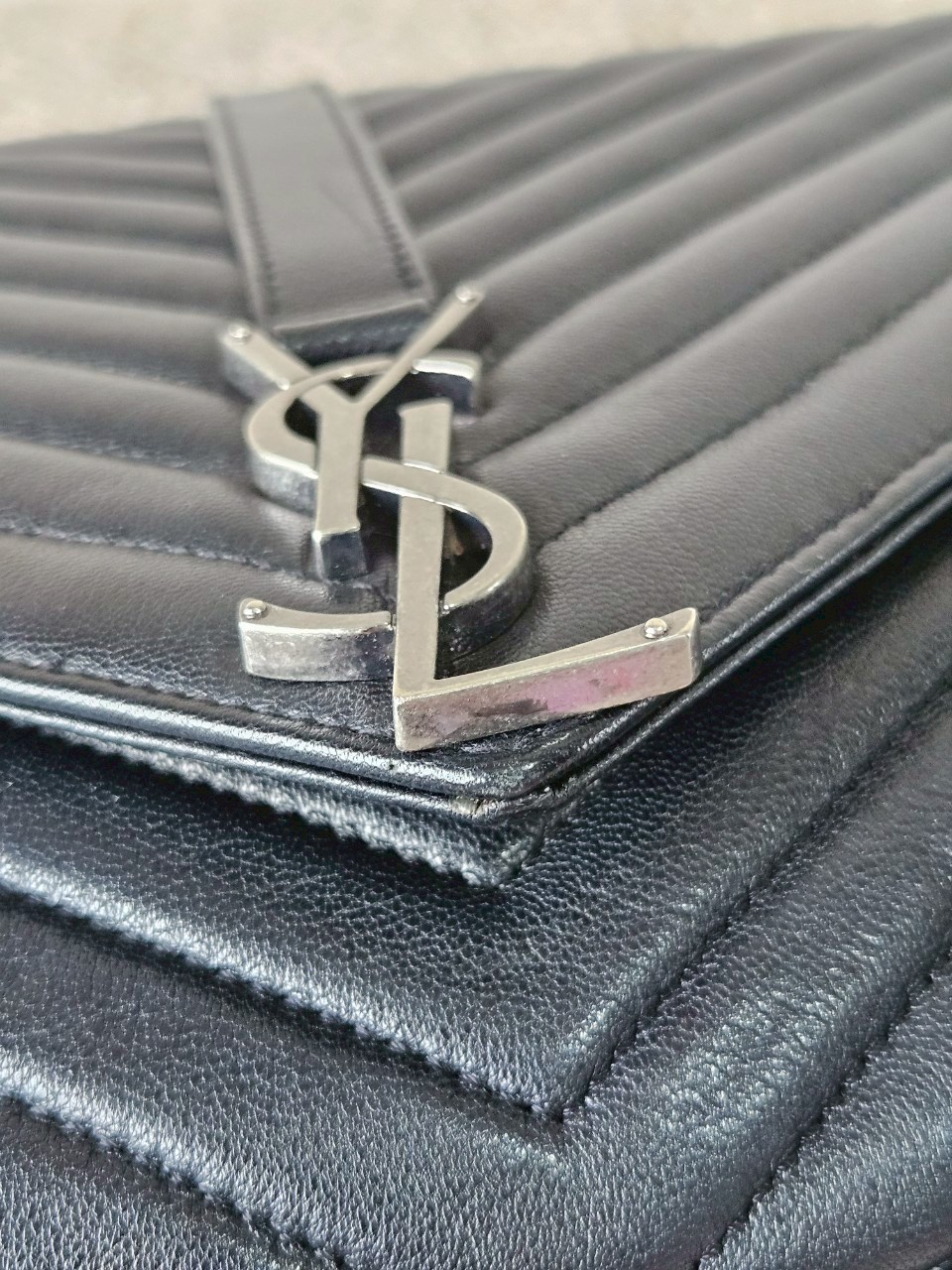 YSL 392738 College Large