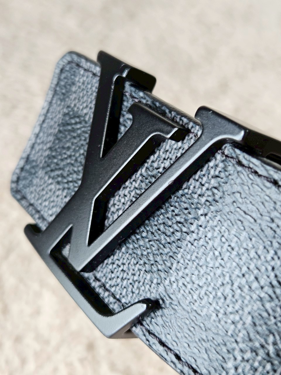LV M9808 100/40 Initiales Damier Graphite Belt