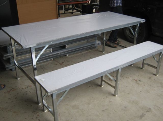 โต๊ะโรงอาหาร หน้าขาว