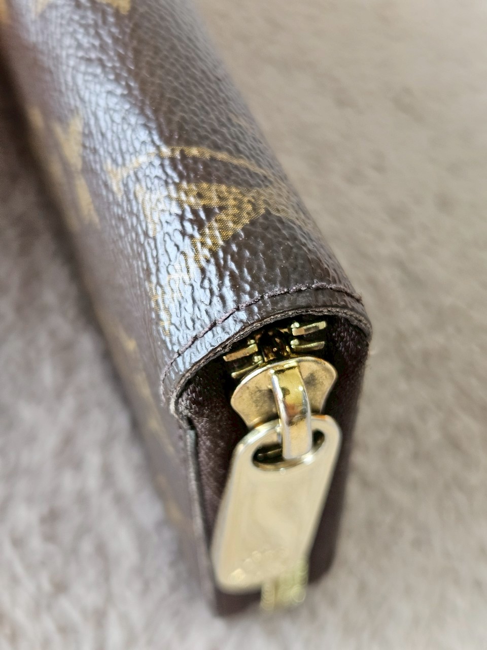 LV Zippy Mono Wallet