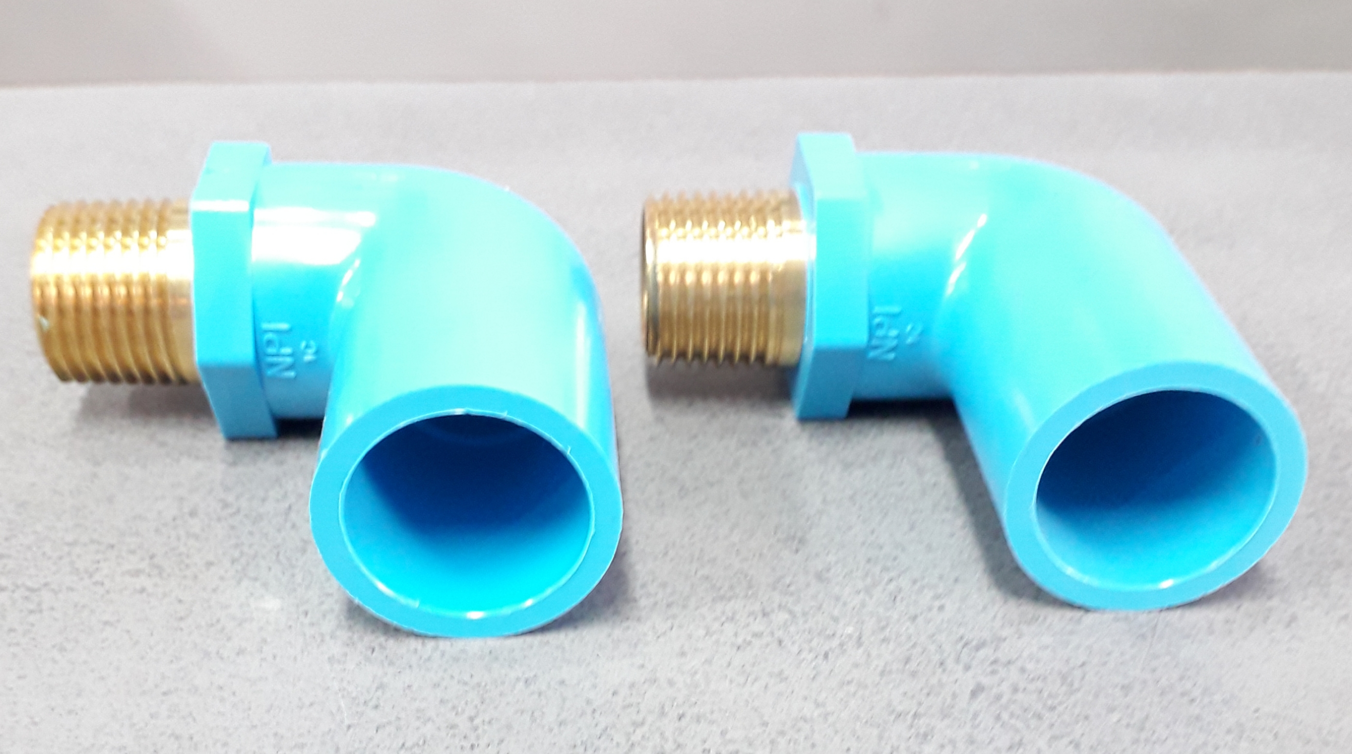 ข้องอ 90 เกลียวนอกทองเหลือง