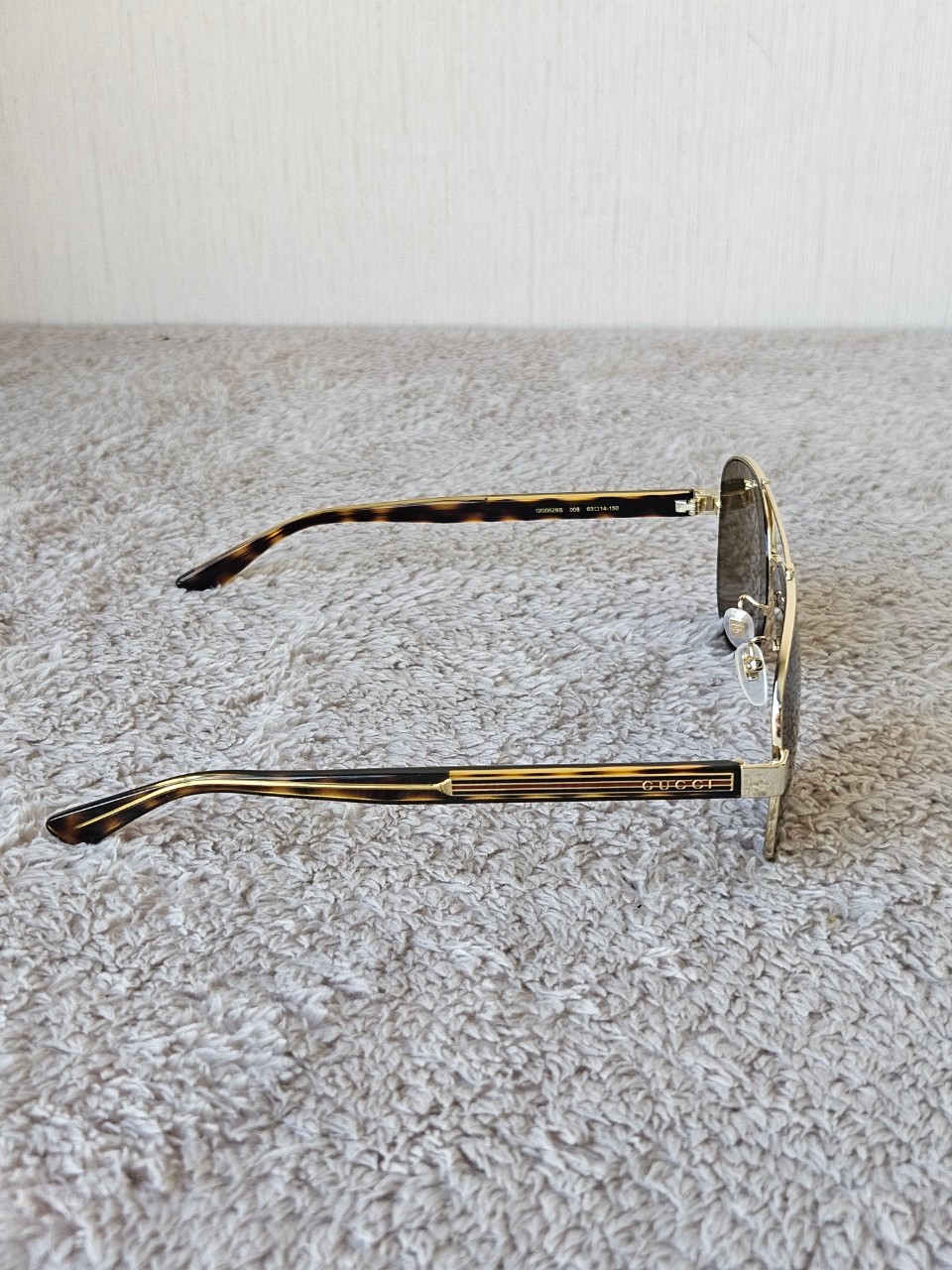 Gucci GG0528S Men's Aviator Sunglasses