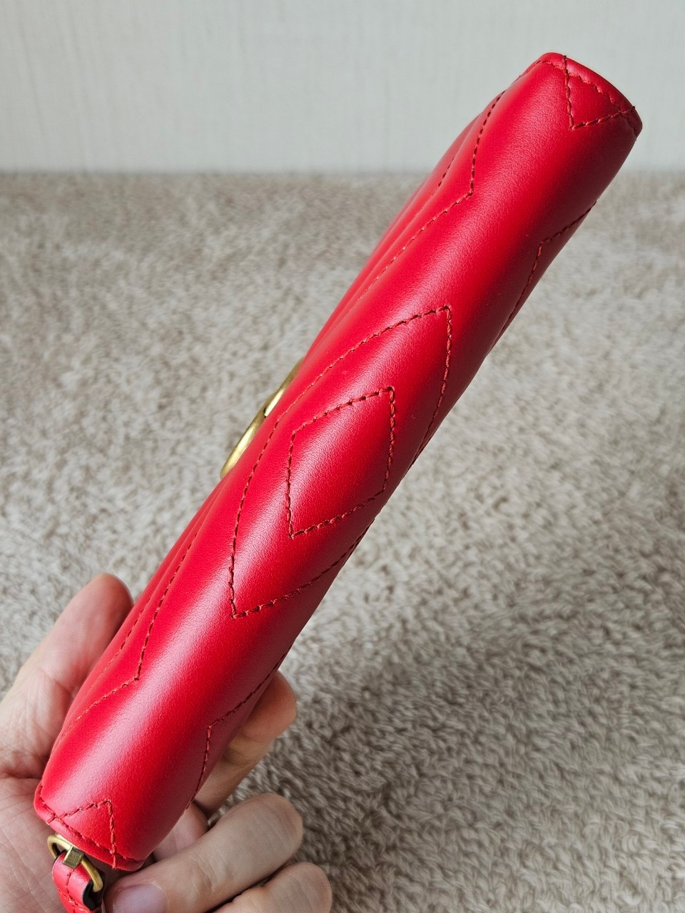 Gucci Marmont Zip Around Wallet สีแดง