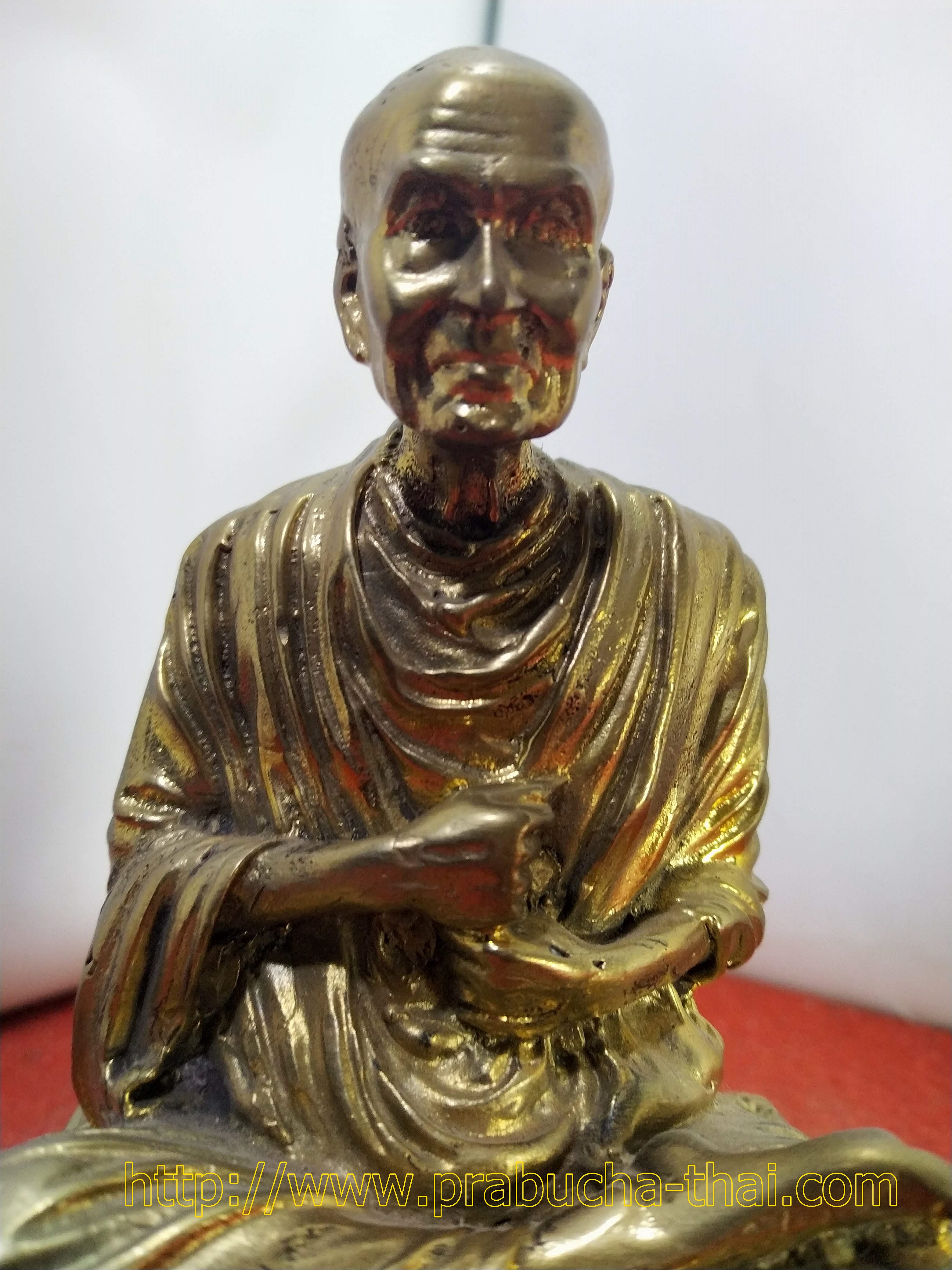 สมเด็จพระพุฒาจารย์ (โต พฺรหฺมรํสี) ฐาน 3 นิ้ว เนื้อทองเหลืองขัดเงา