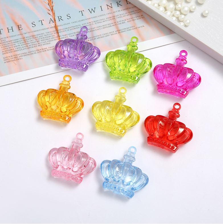 ขายส่ง(1โหล/12ชิ้น) จี้ห้อย ice color ลายมงกุฎ ชิ้นใหญ่ ขนาด 44*43mm (สูงxกว้าง) คละสี
