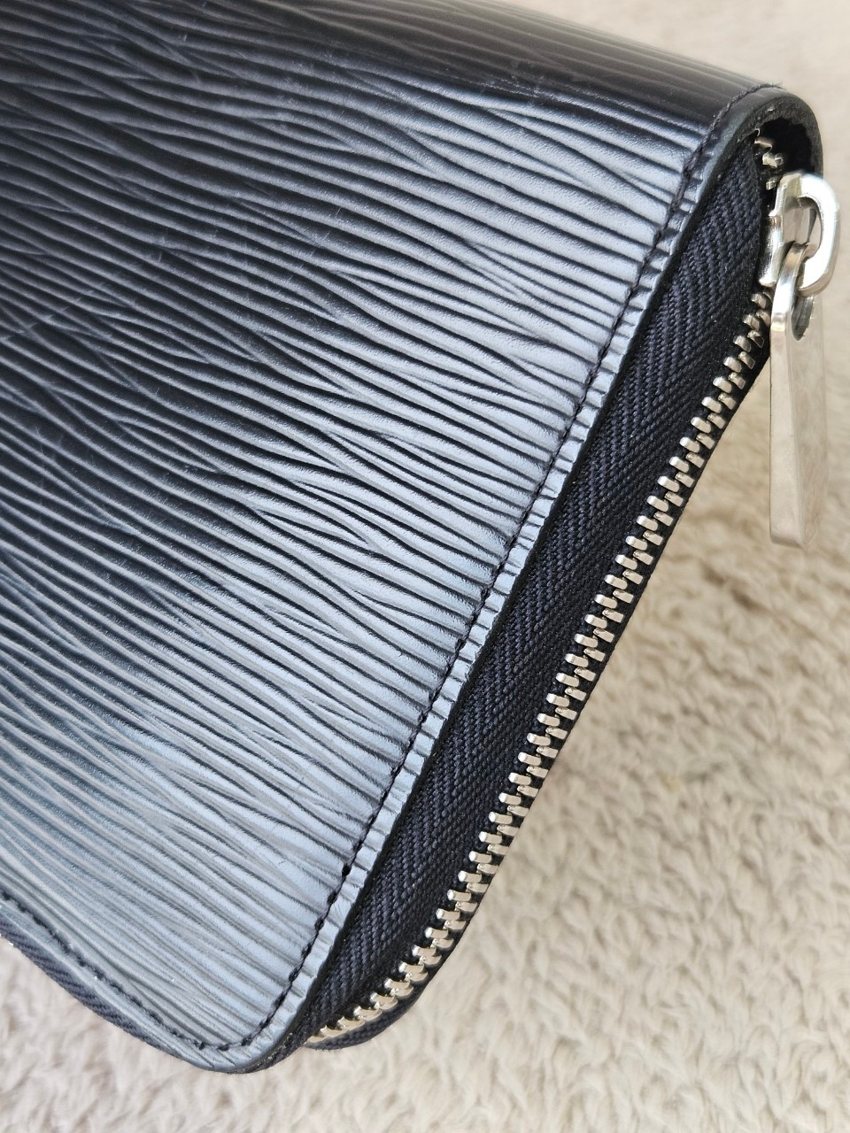 LV EPI Zippy Organizer Long Wallet